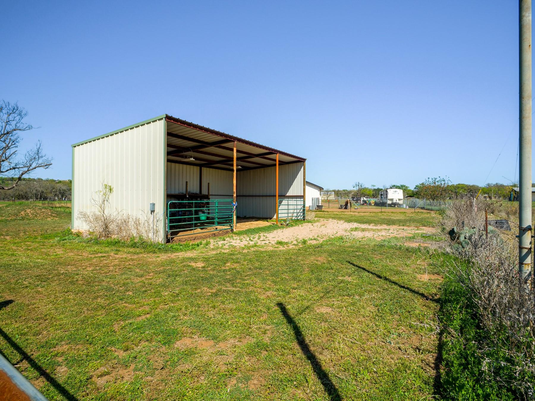 550 Timber Ridge Rd, Marble Falls, TX 78654