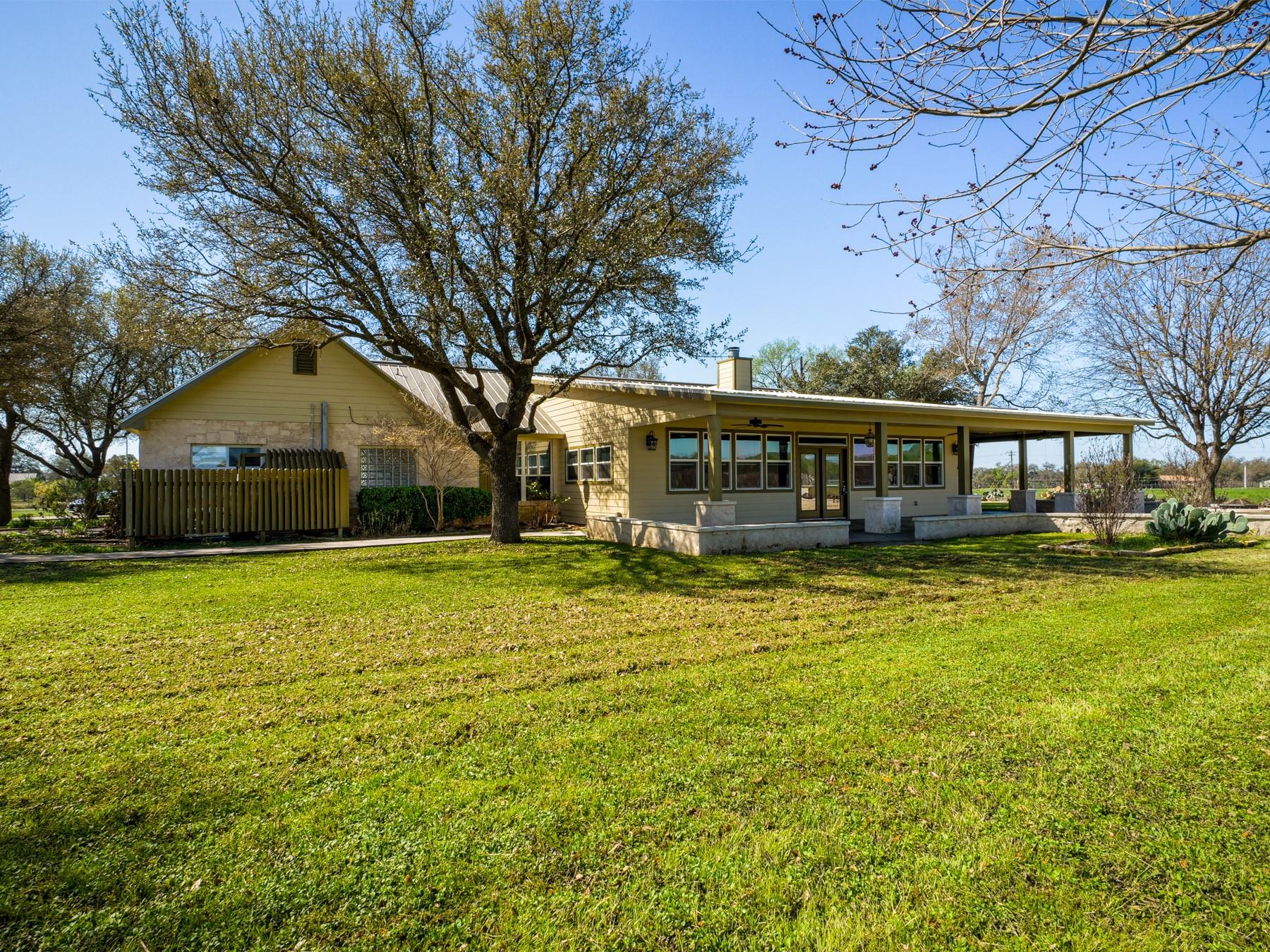 550 Timber Ridge Rd, Marble Falls, TX 78654