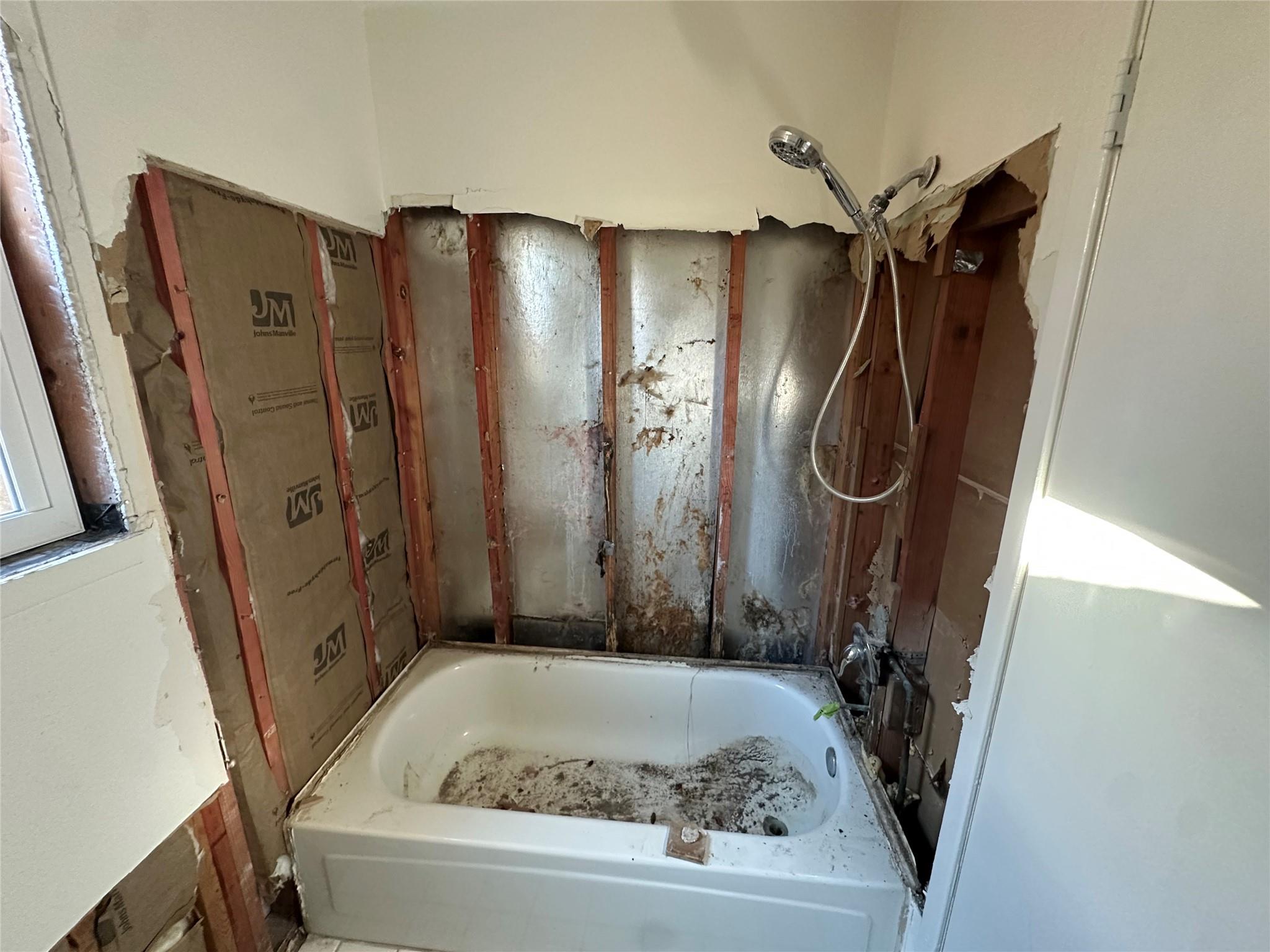 2025 Castle Gate Cir, San Marcos, TX 78666