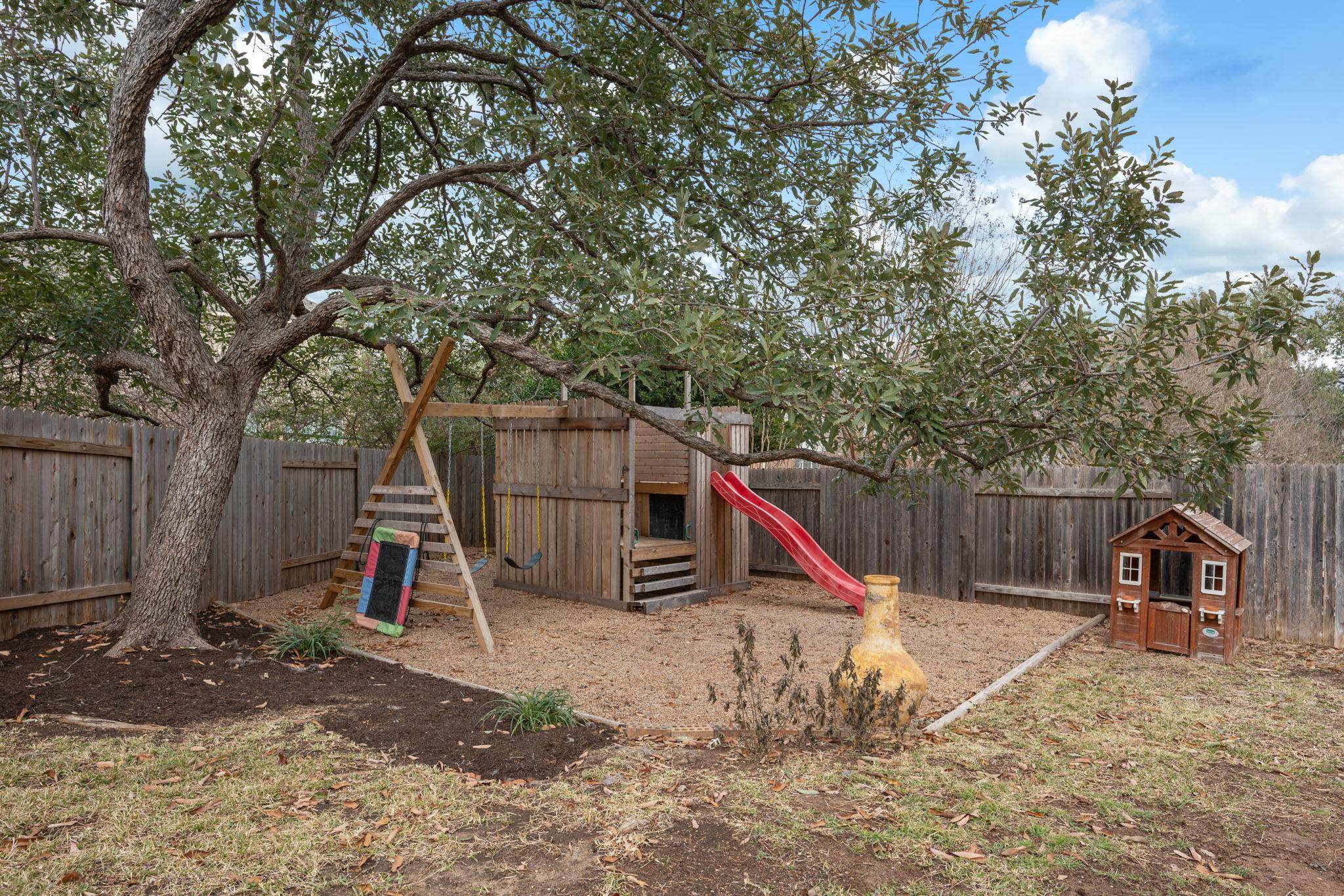 7008 Cool Canyon Cv, Round Rock, TX 78681