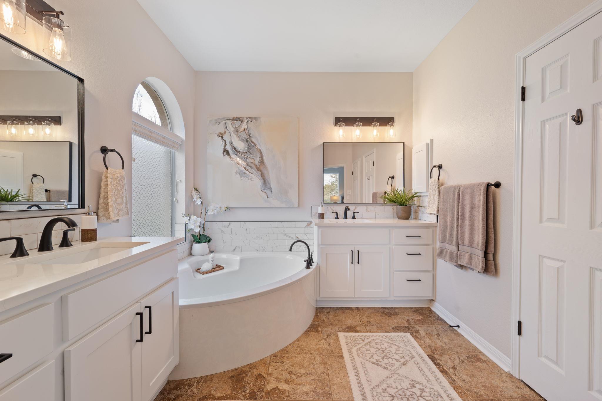 7008 Cool Canyon Cv, Round Rock, TX 78681