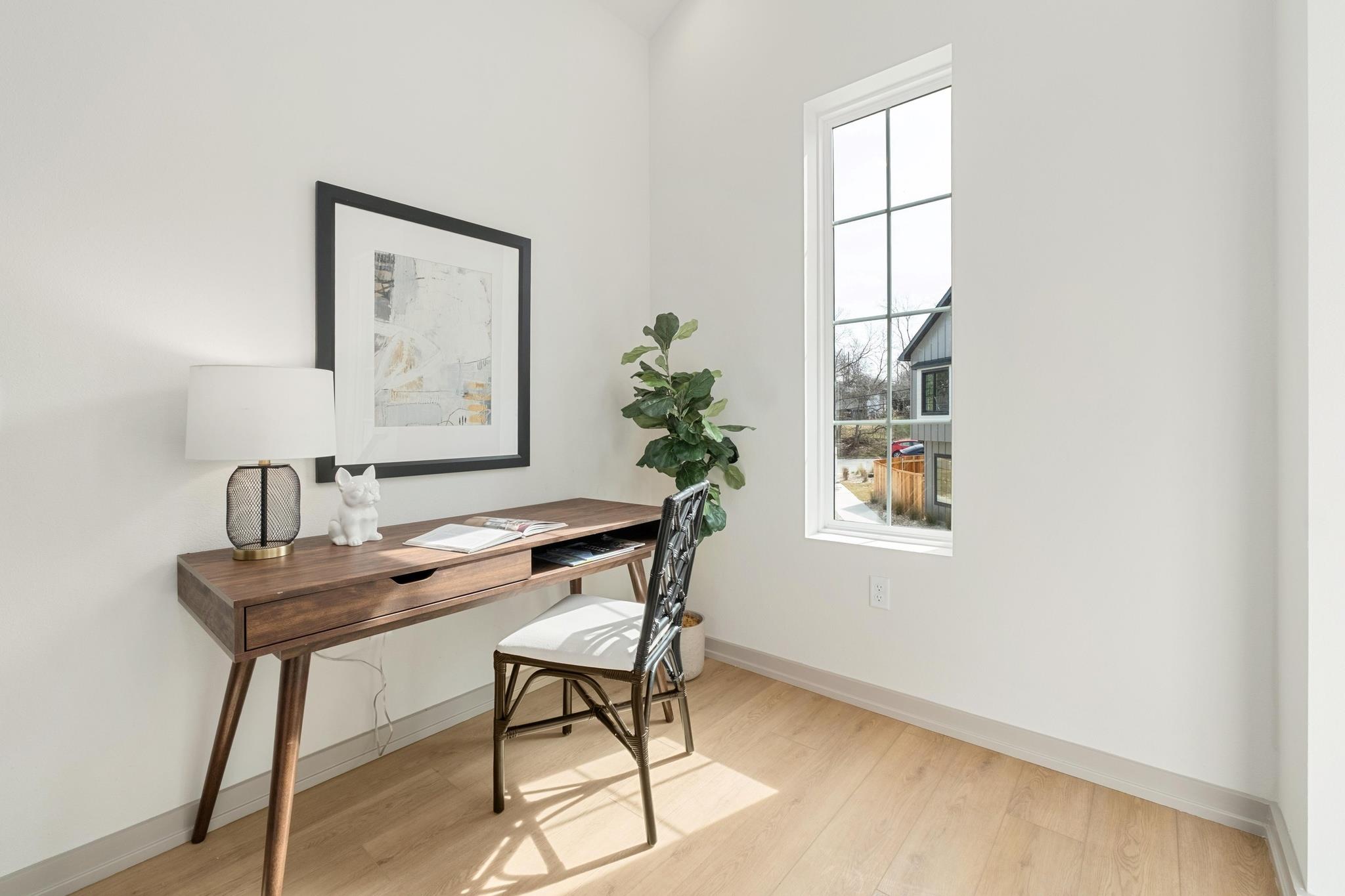 1736 Bunche Rd # B2, Austin, TX 78721