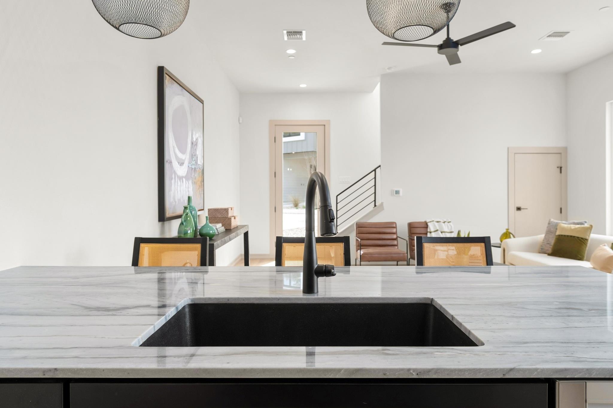 1736 Bunche Rd # B2, Austin, TX 78721