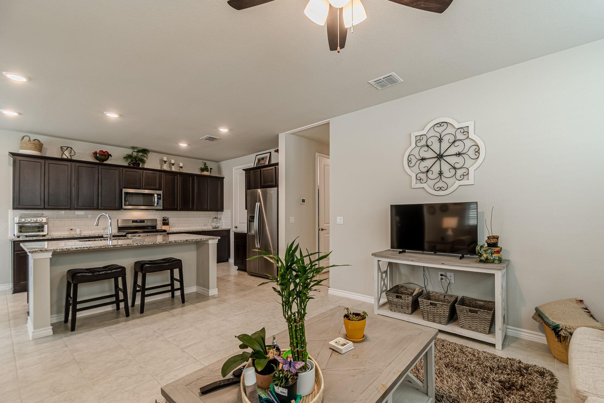 212 Bolivar Way # 102, San Marcos, TX 78666