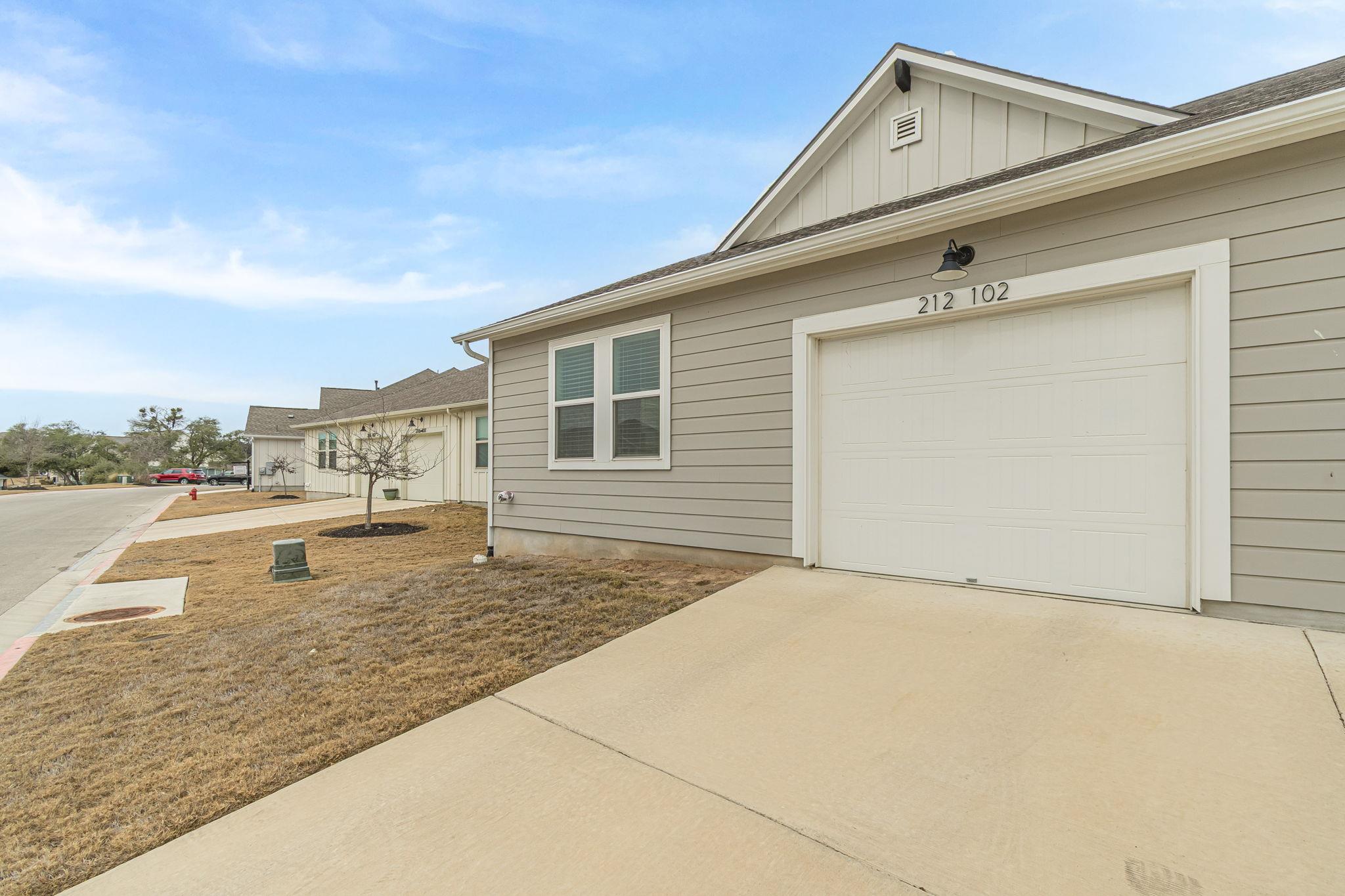 212 Bolivar Way # 102, San Marcos, TX 78666