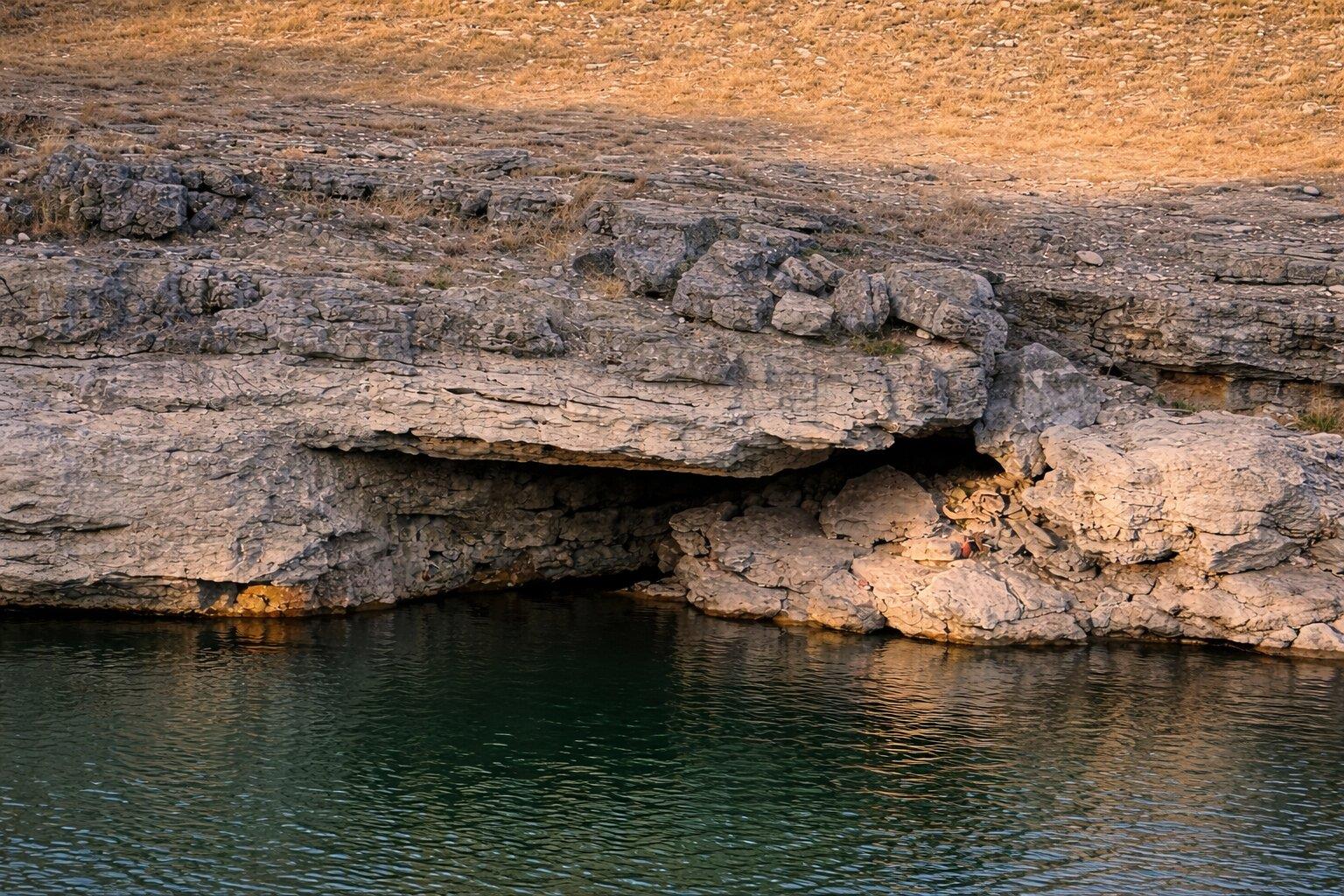 2609 Oak Ridge Dr, Spicewood, TX 78620