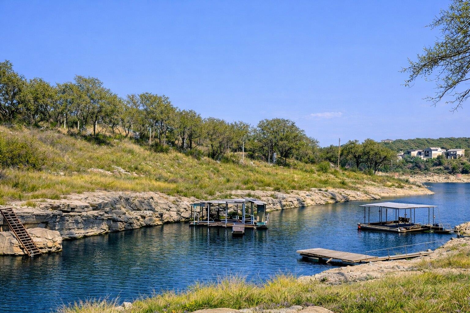 2609 Oak Ridge Dr, Spicewood, TX 78620