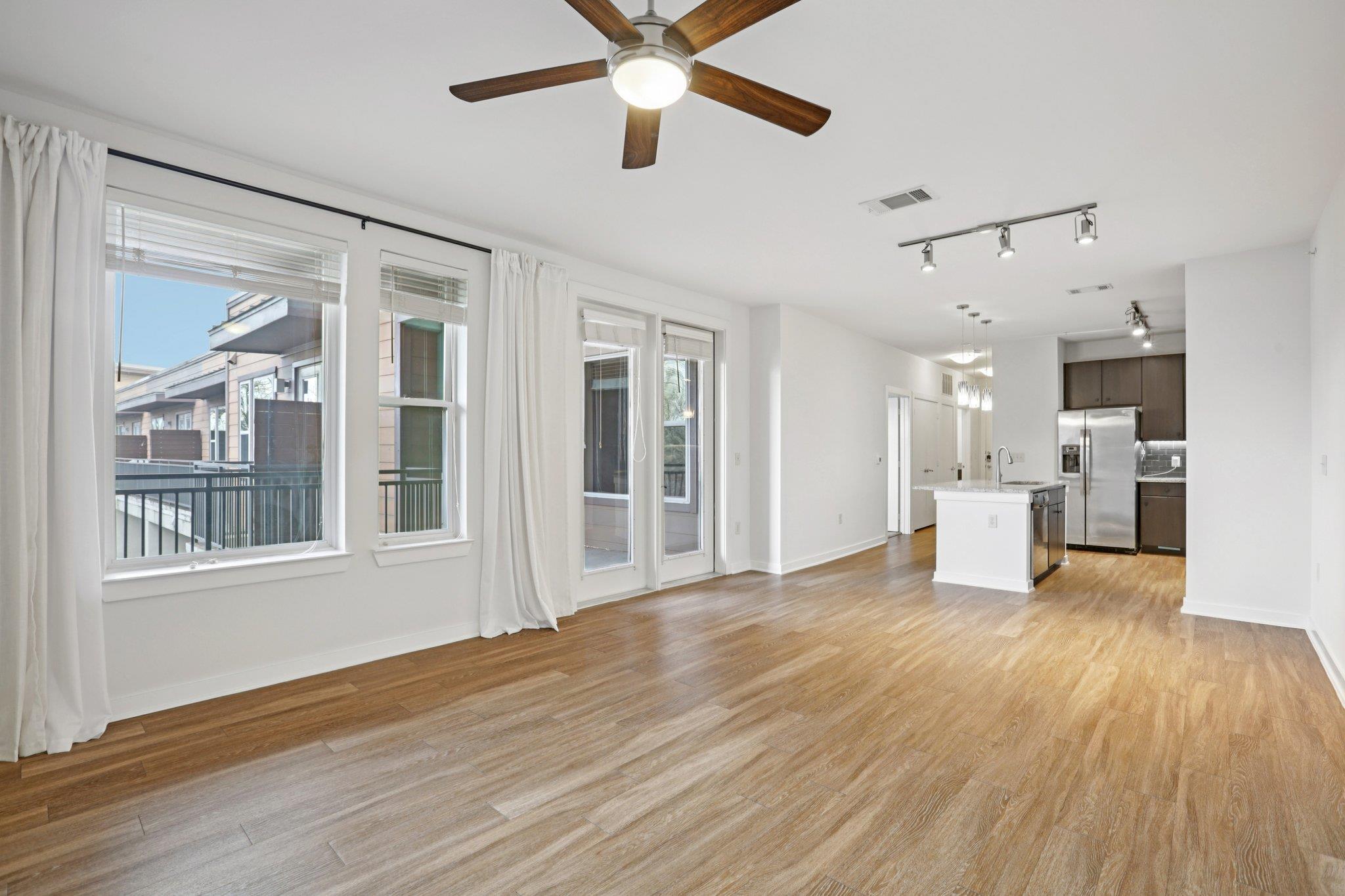 1900 Barton Springs Rd # 5031, Austin, TX 78704