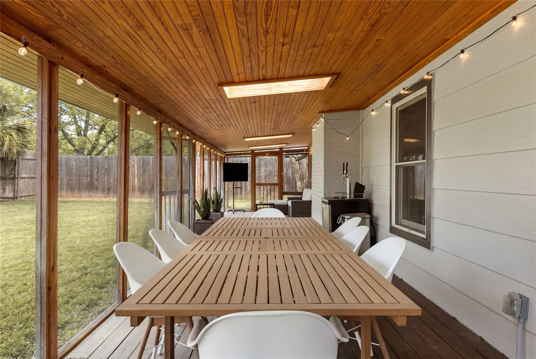 1316 Neans Dr, Austin, TX 78758