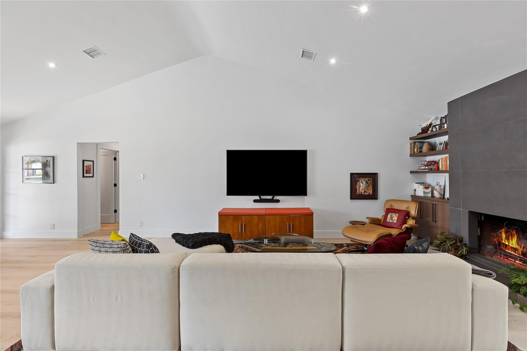 1316 Neans Dr, Austin, TX 78758