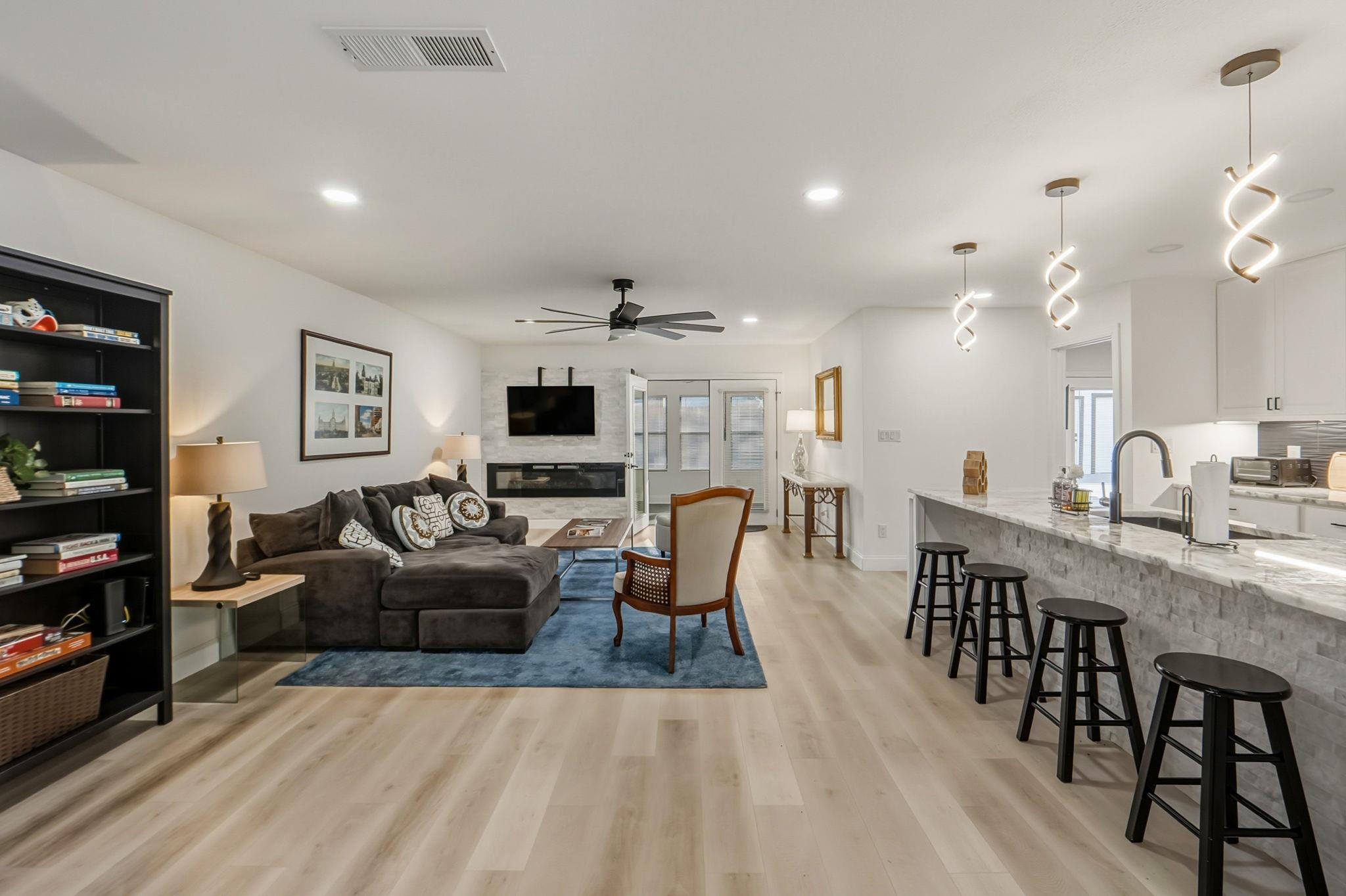 2107 Lewood Cir, Austin, TX 78745