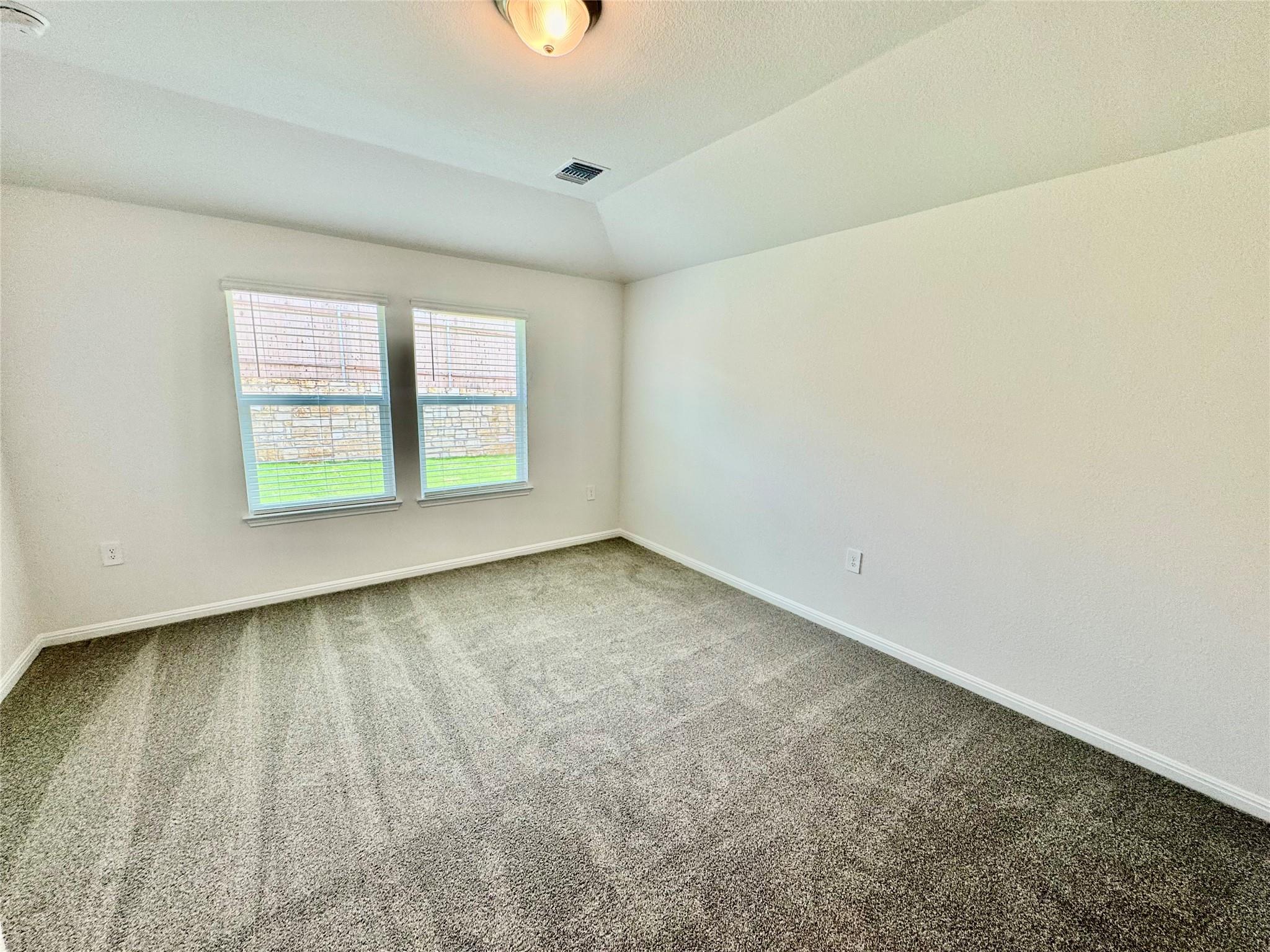 4921 Stockton Ln, Del Valle, TX 78617