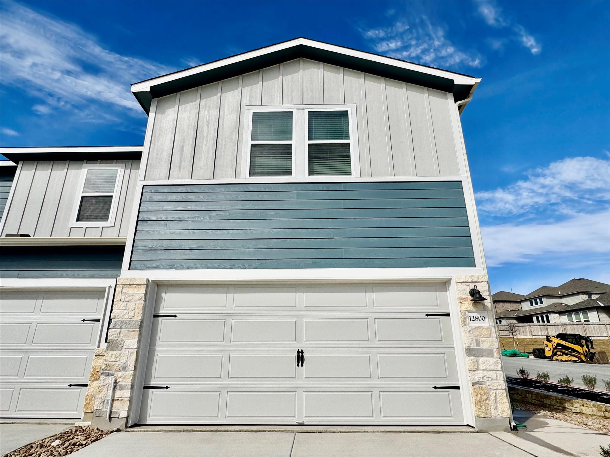 12800 Summer Village Dr, Buda, TX 78610