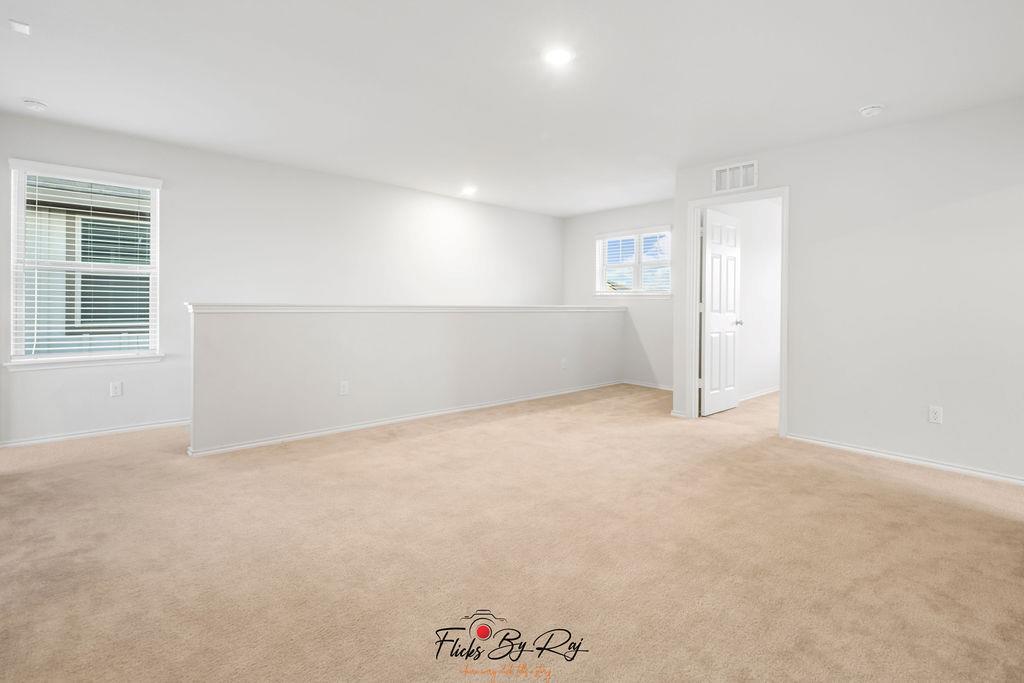 279 Zuma Dr, Liberty Hill, TX 78642