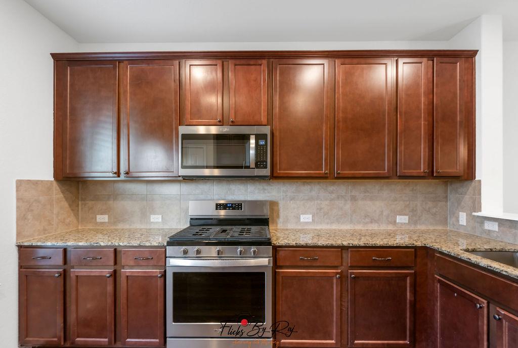 279 Zuma Dr, Liberty Hill, TX 78642