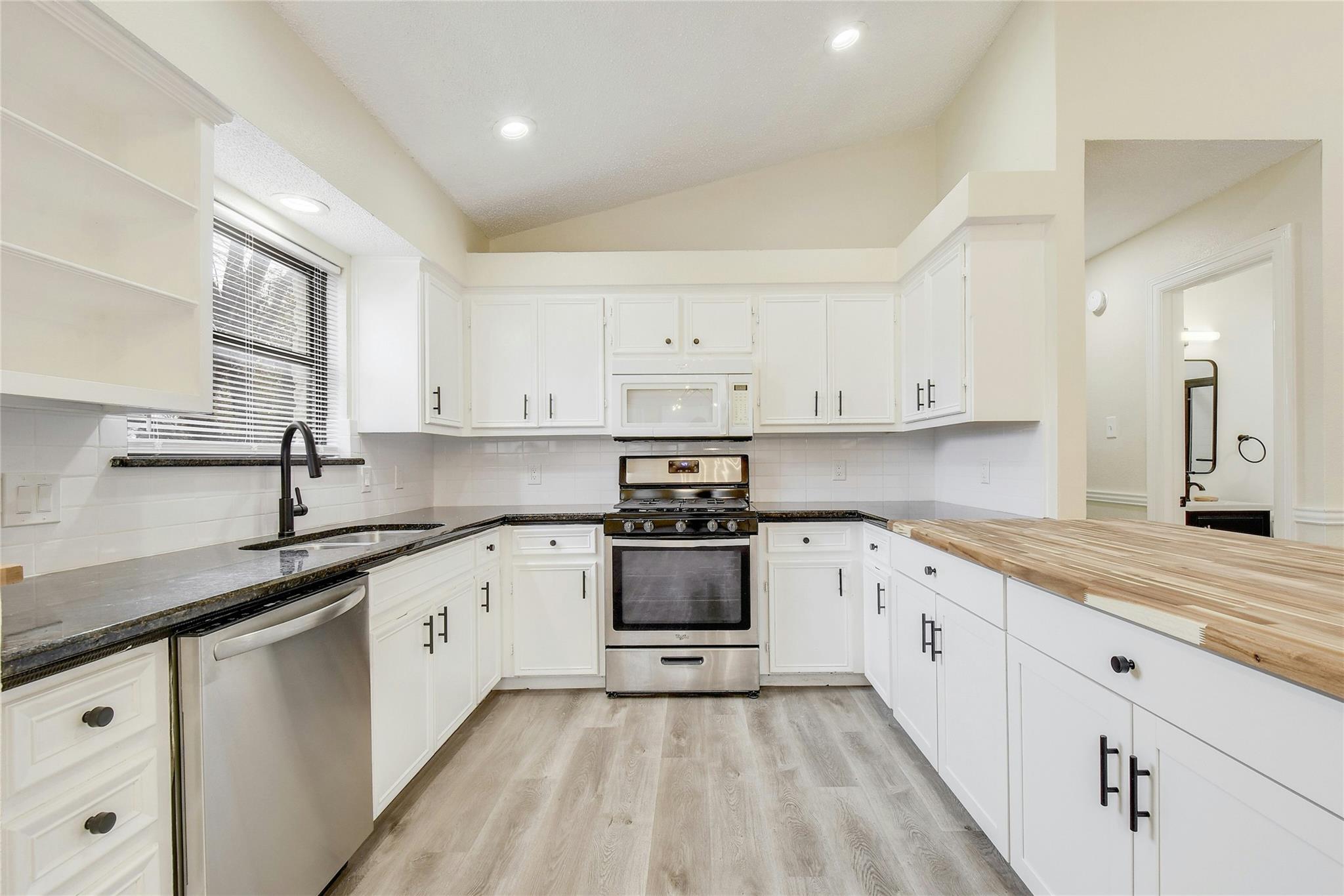 5610 Meadow Crst, Austin, TX 78744