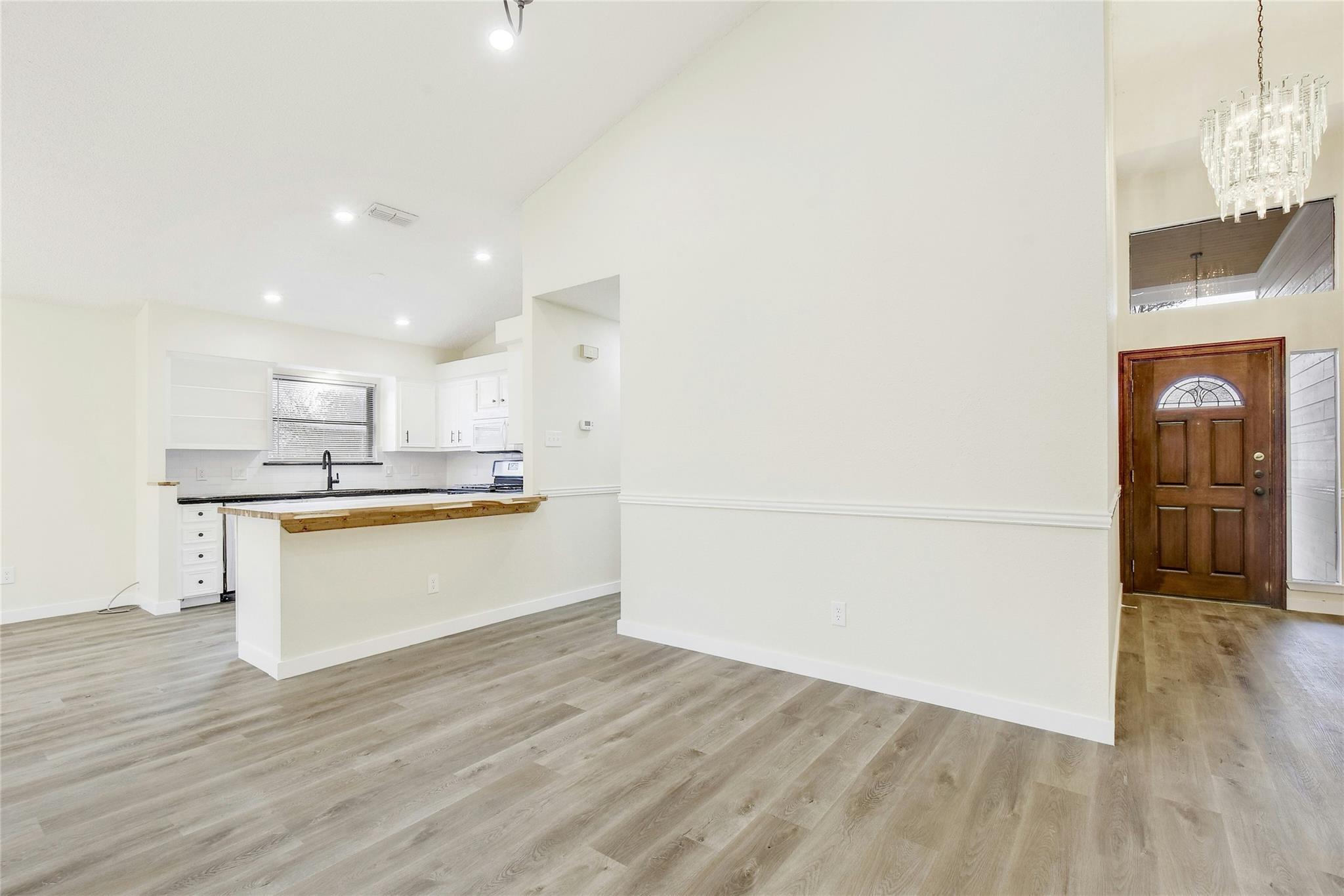 5610 Meadow Crst, Austin, TX 78744