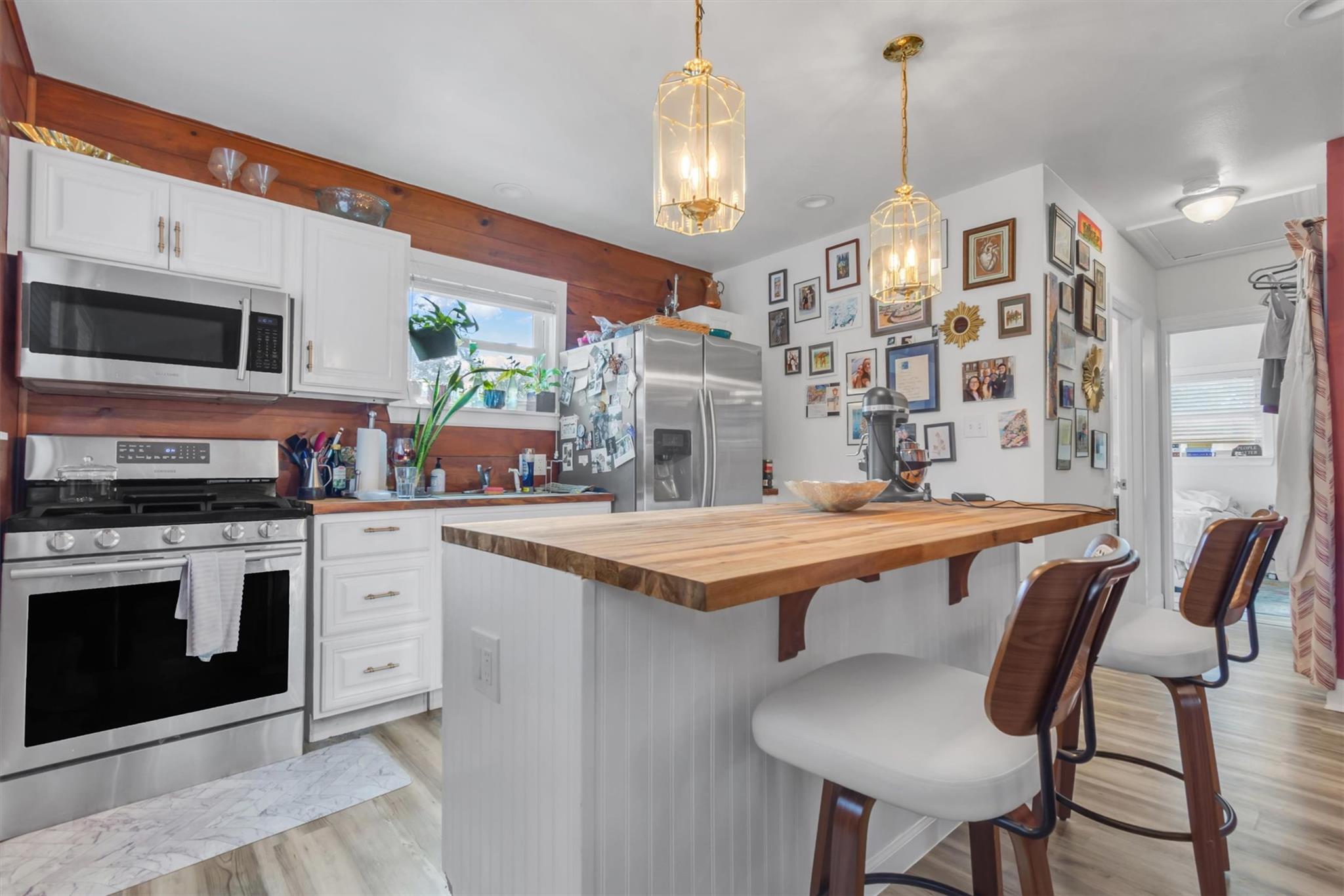 209 E Live Oak St # 1/2, Austin, TX 78704