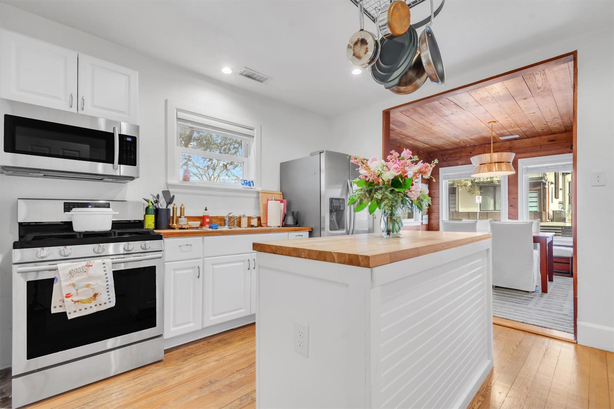 209 E Live Oak St # 1/2, Austin, TX 78704