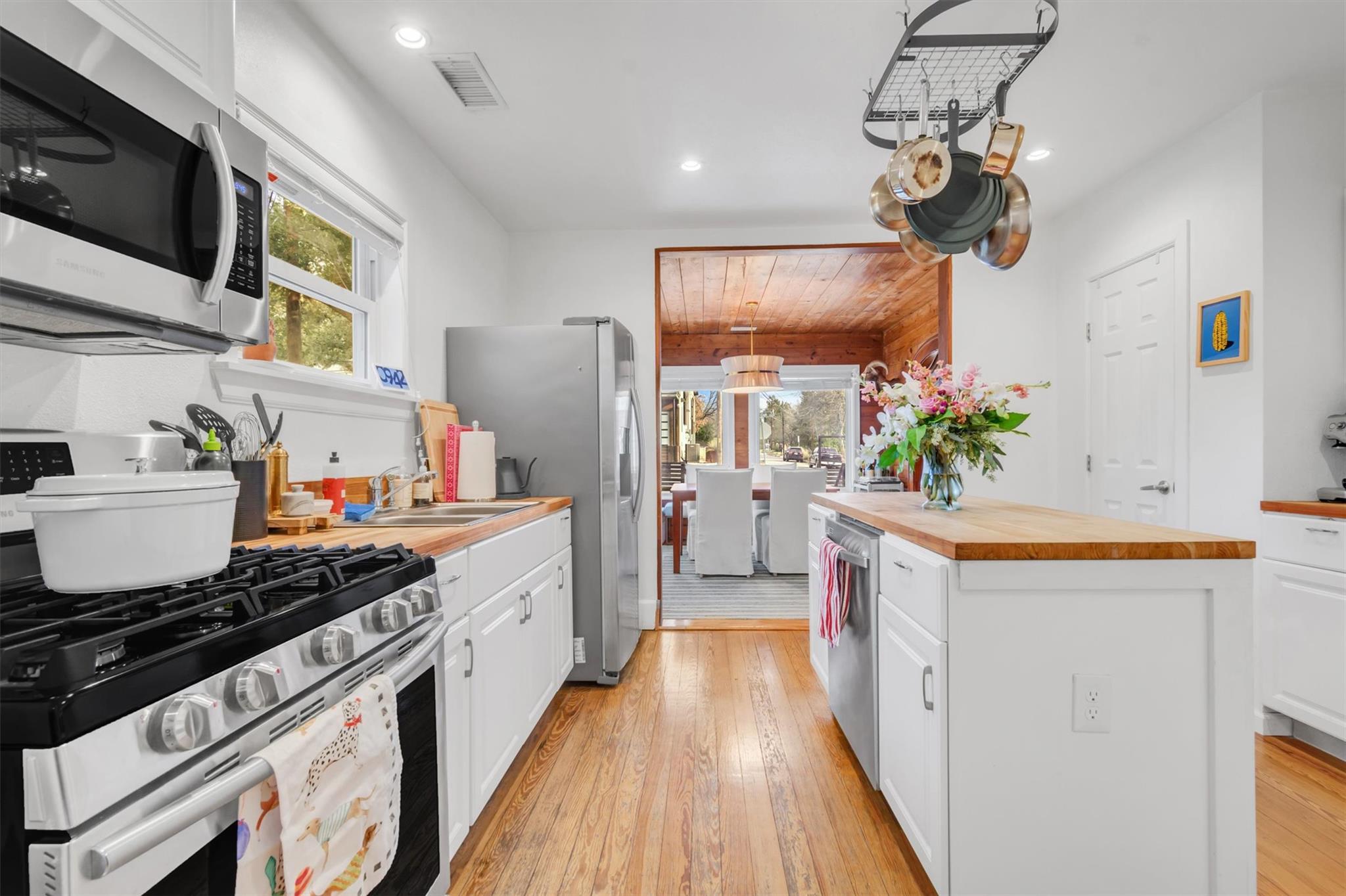 209 E Live Oak St # 1/2, Austin, TX 78704