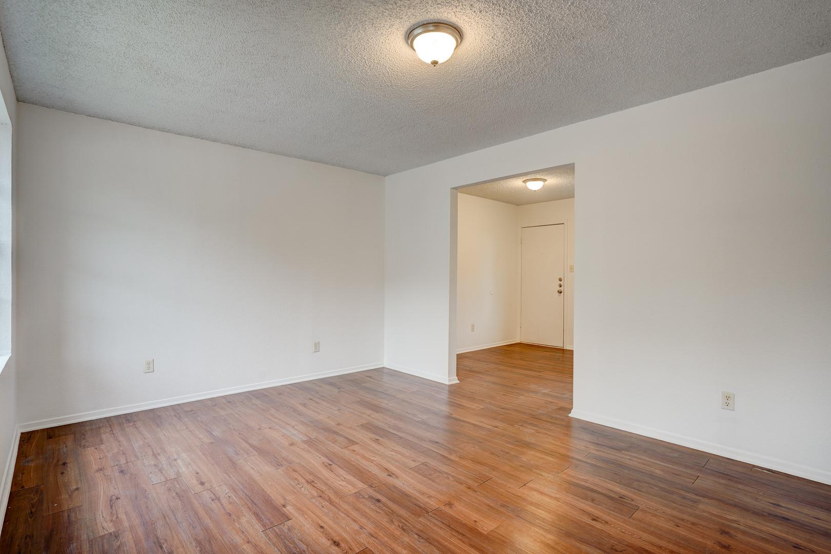 742 Martindale Rd, San Marcos, TX 78666