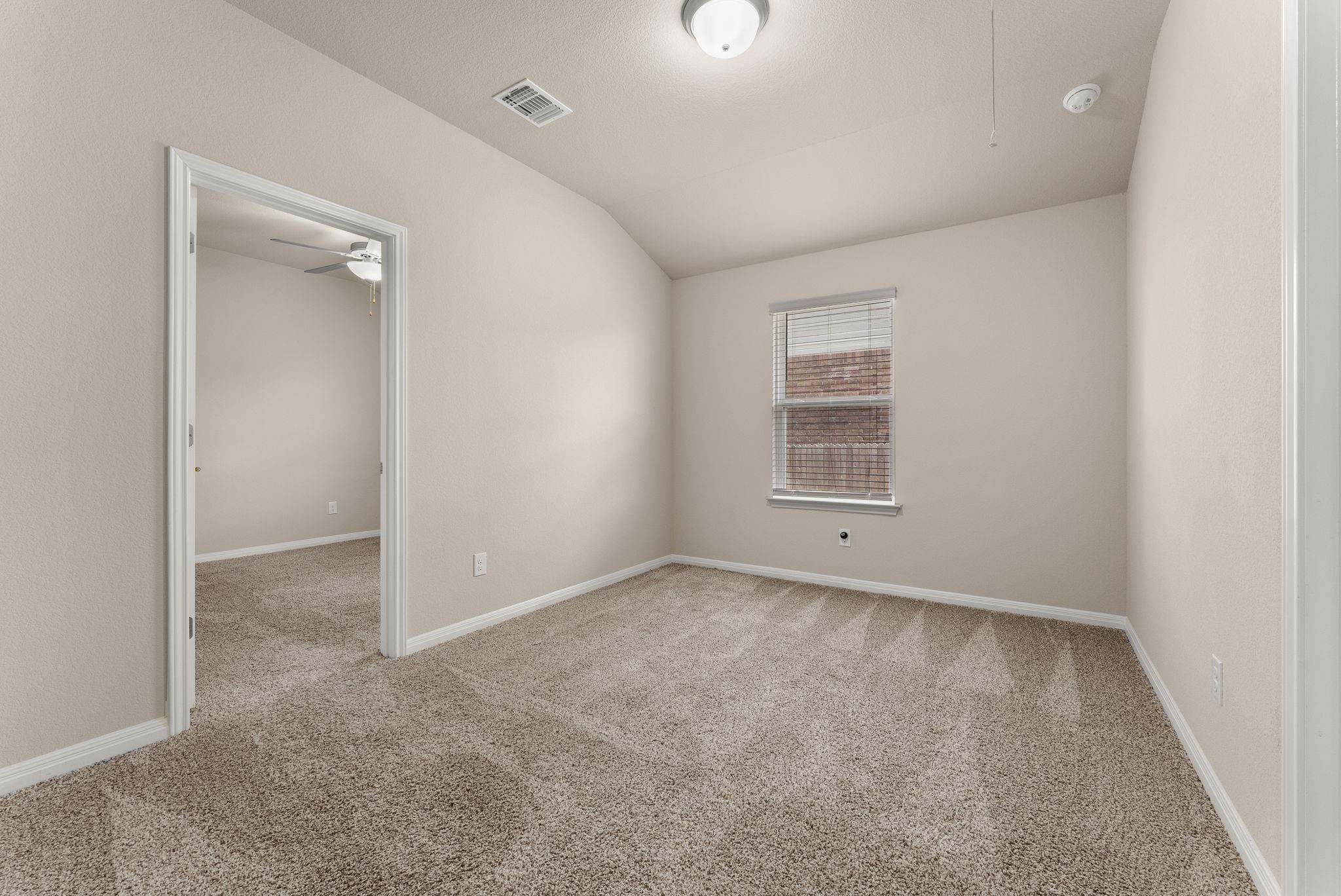 304 Giorgio Moroder Dr, Hutto, TX 78634