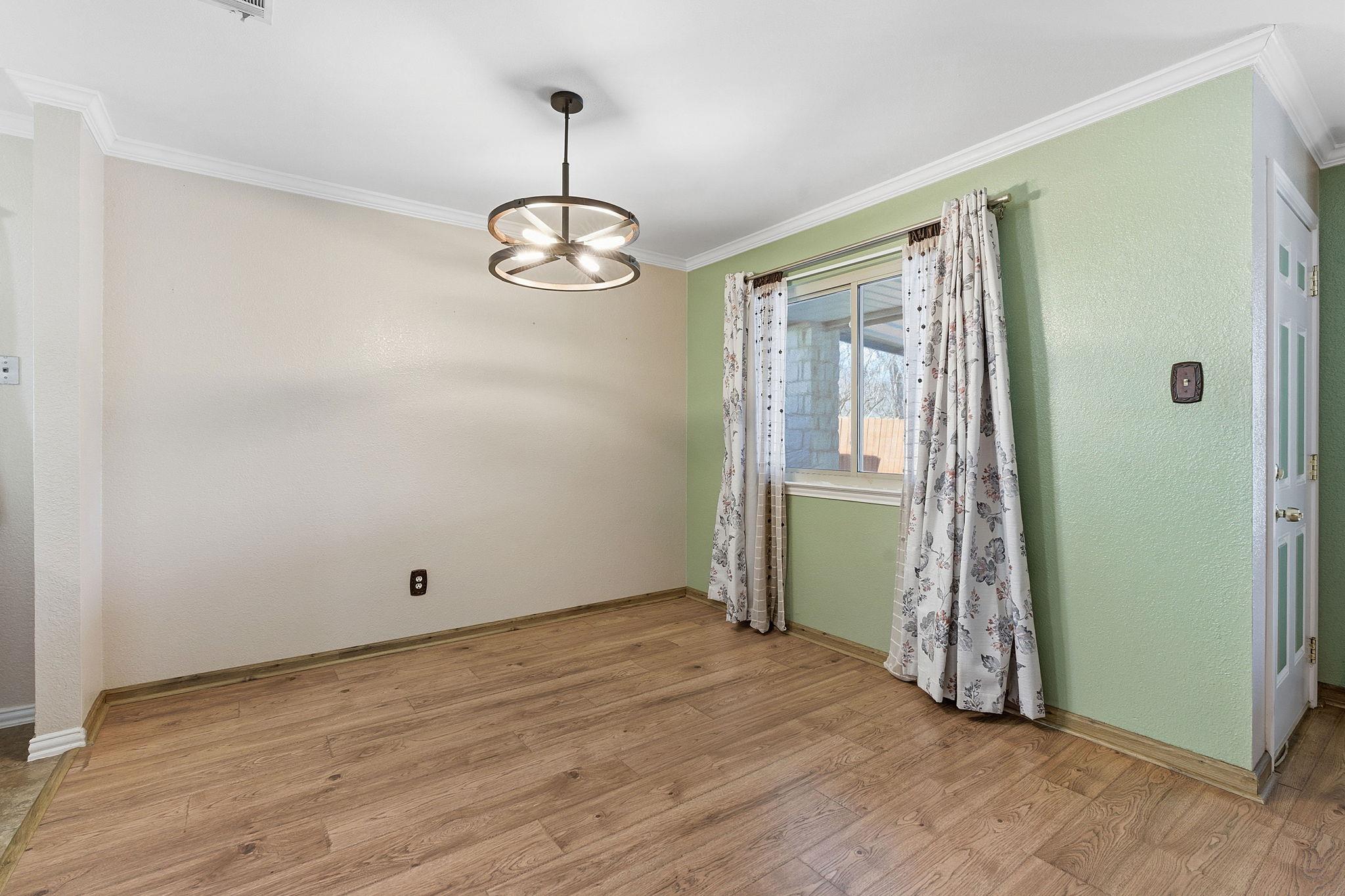 9705 Woodshire Dr, Austin, TX 78748