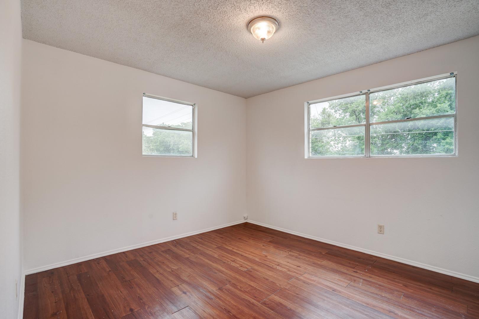 748 Old Martindale Rd, San Marcos, TX 78666