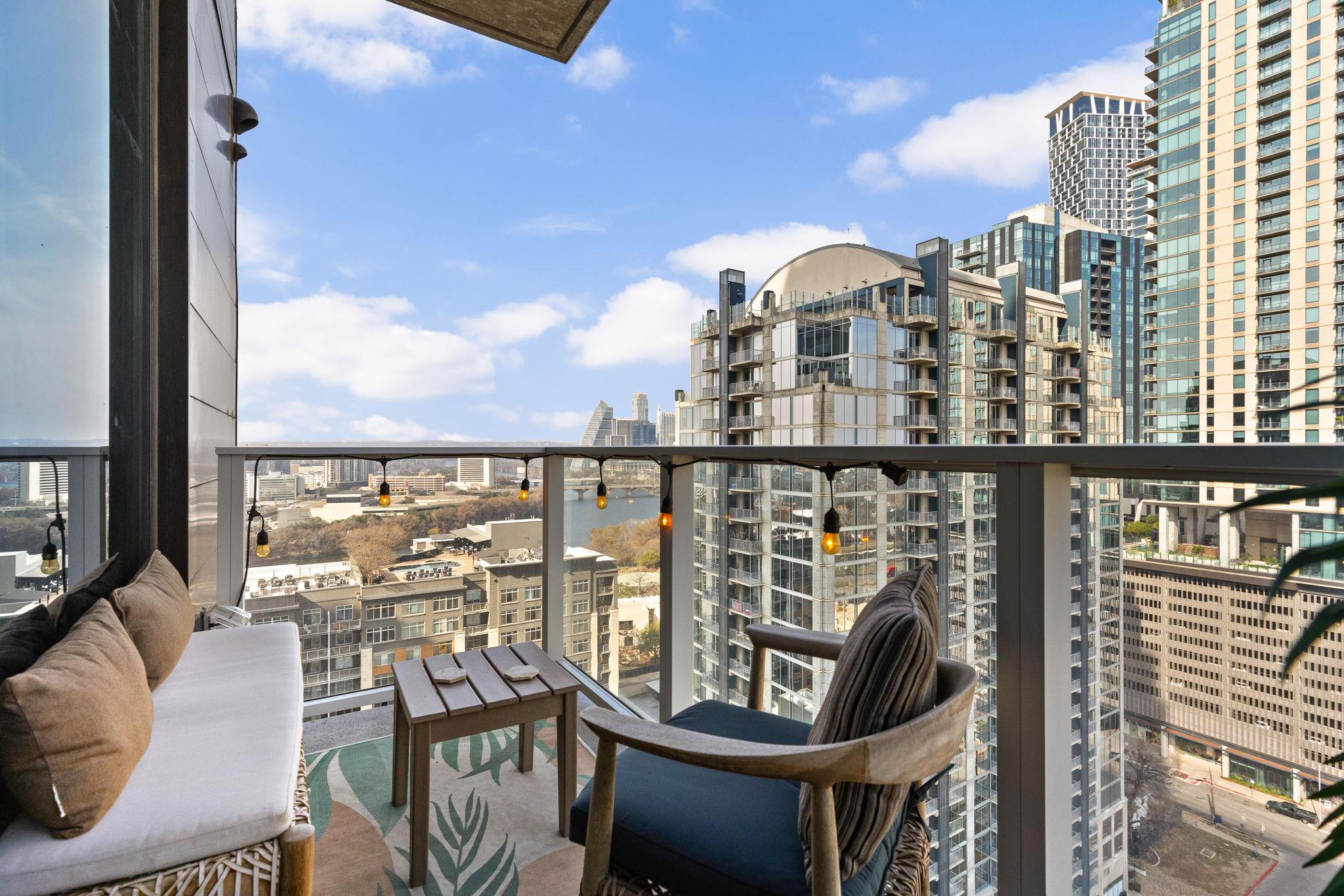 48 East Ave # 2002, Austin, TX 78701