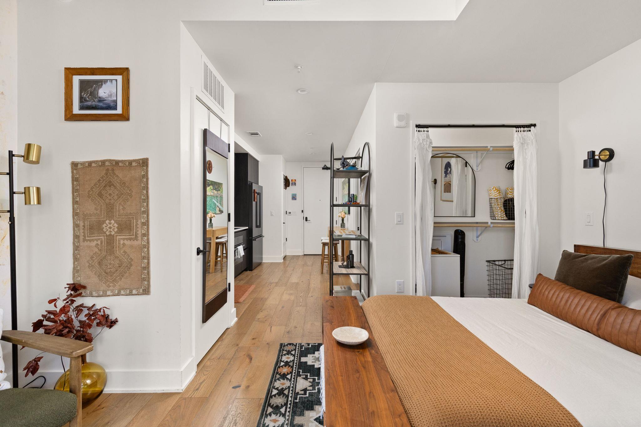 48 East Ave # 2002, Austin, TX 78701