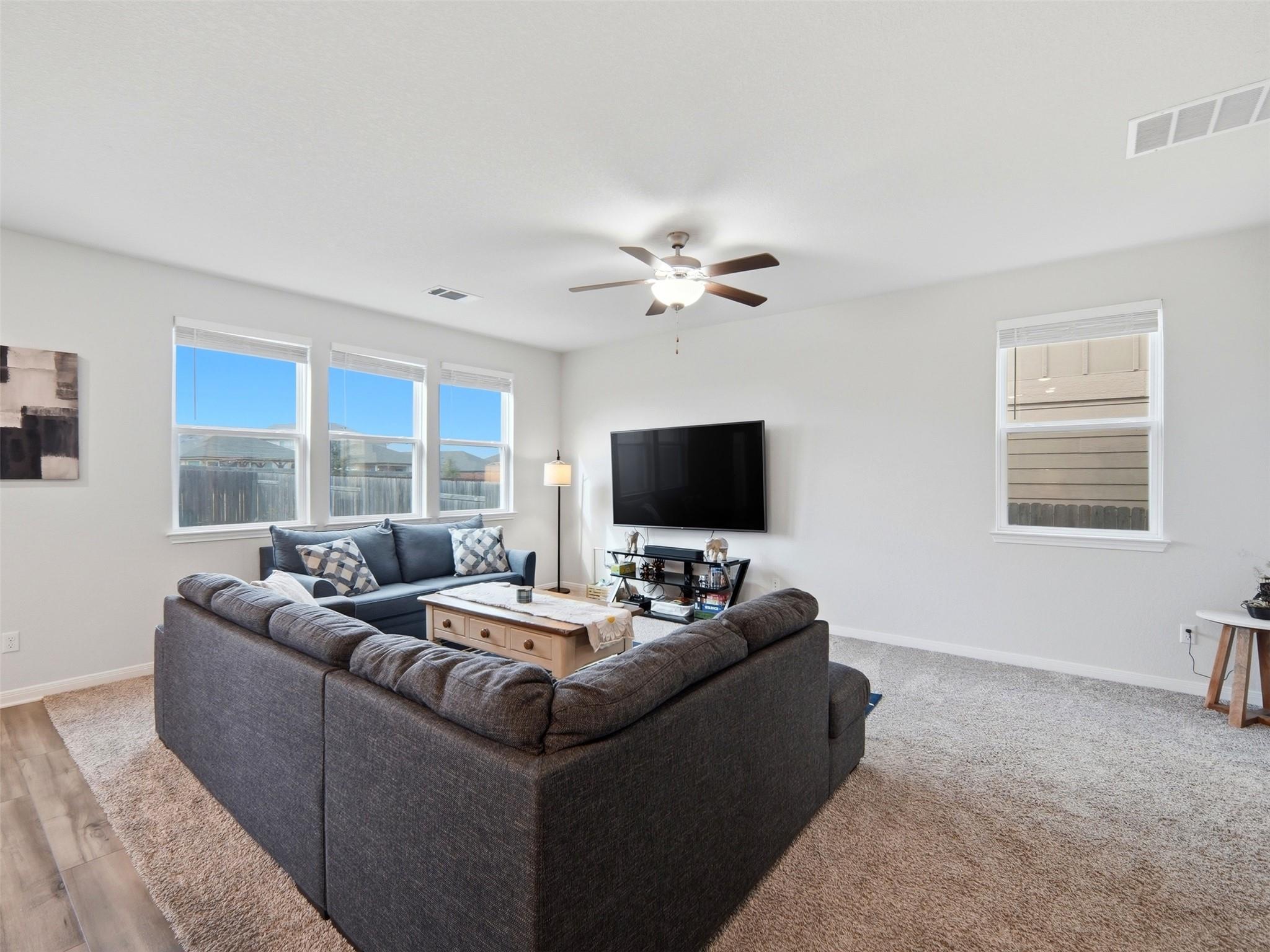 135 Mason Hill Ln, Georgetown, TX 78628