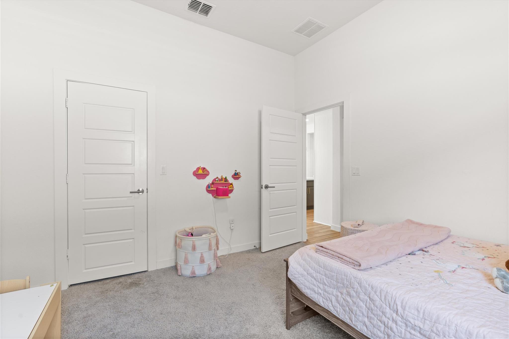 8004 Yokohama Ter, Austin, TX 78744