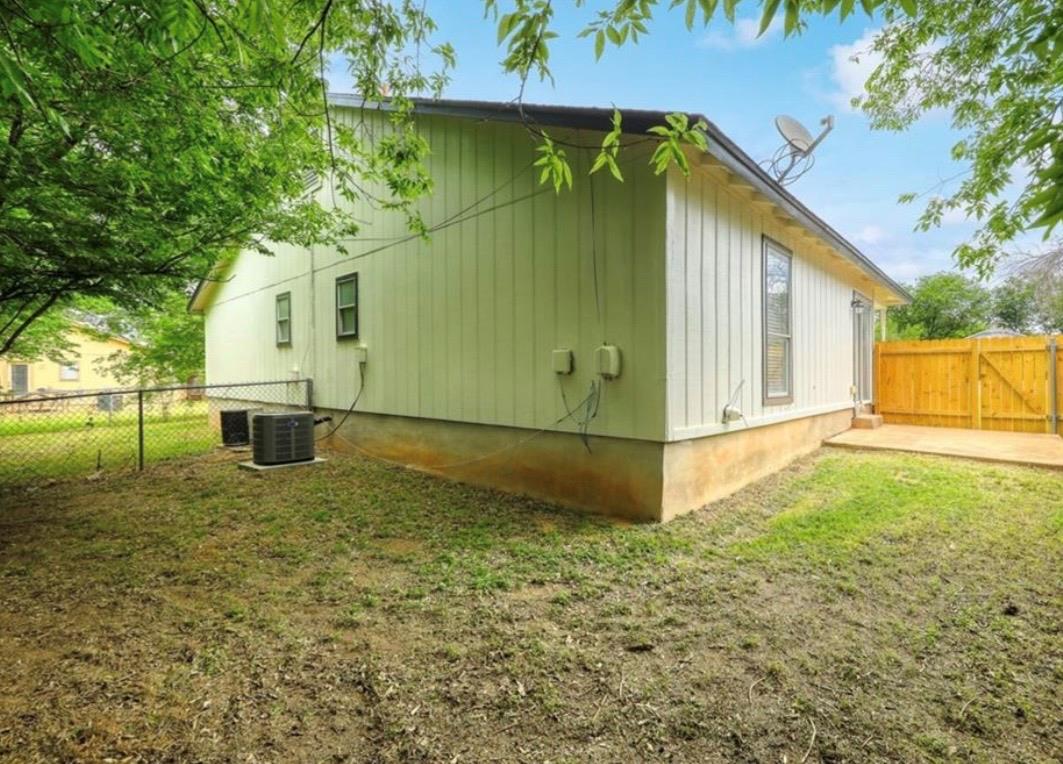 2132 Andover Dr, Round Rock, TX 78664