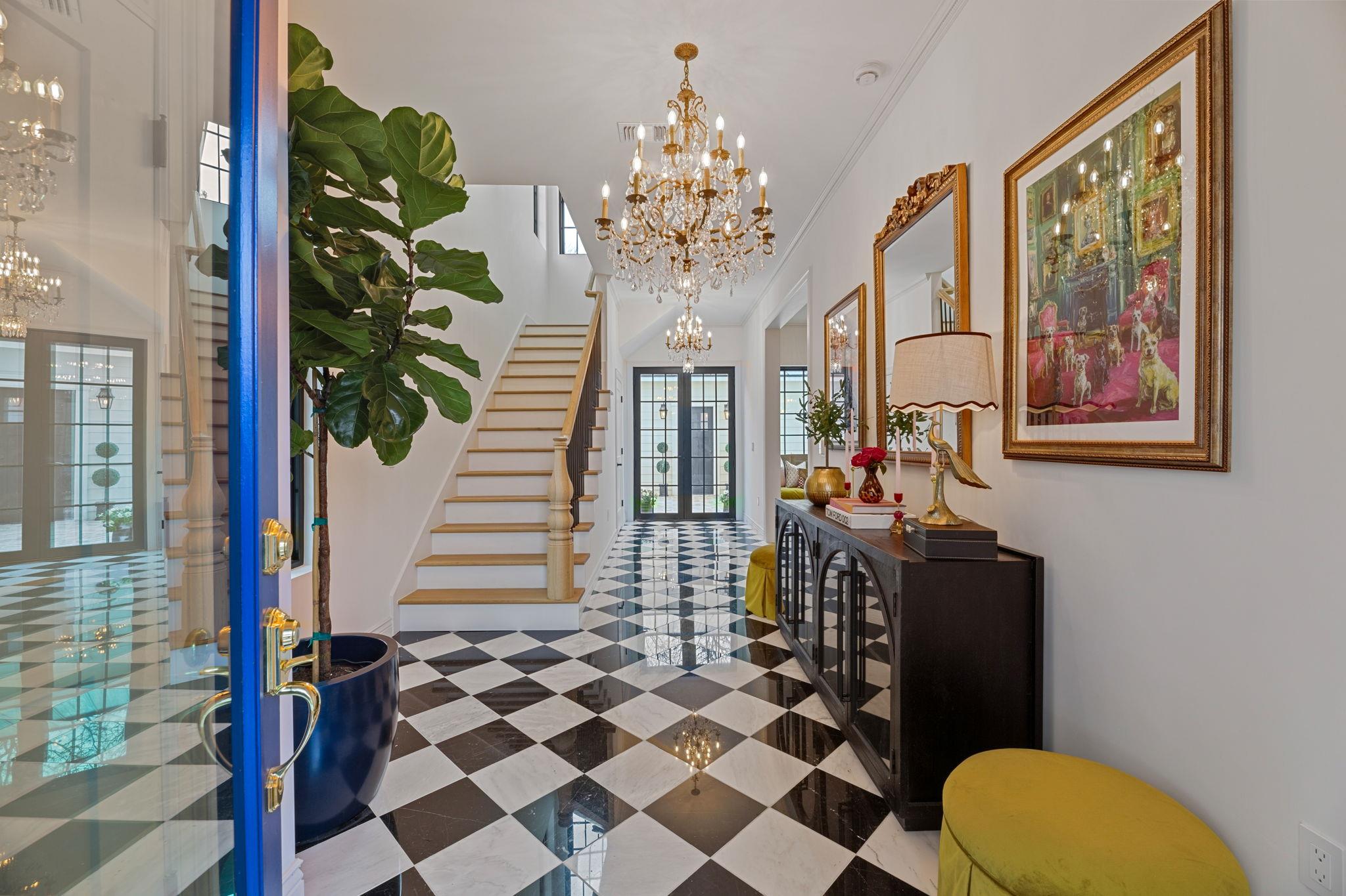 1804 S 6th St, Austin, TX 78704