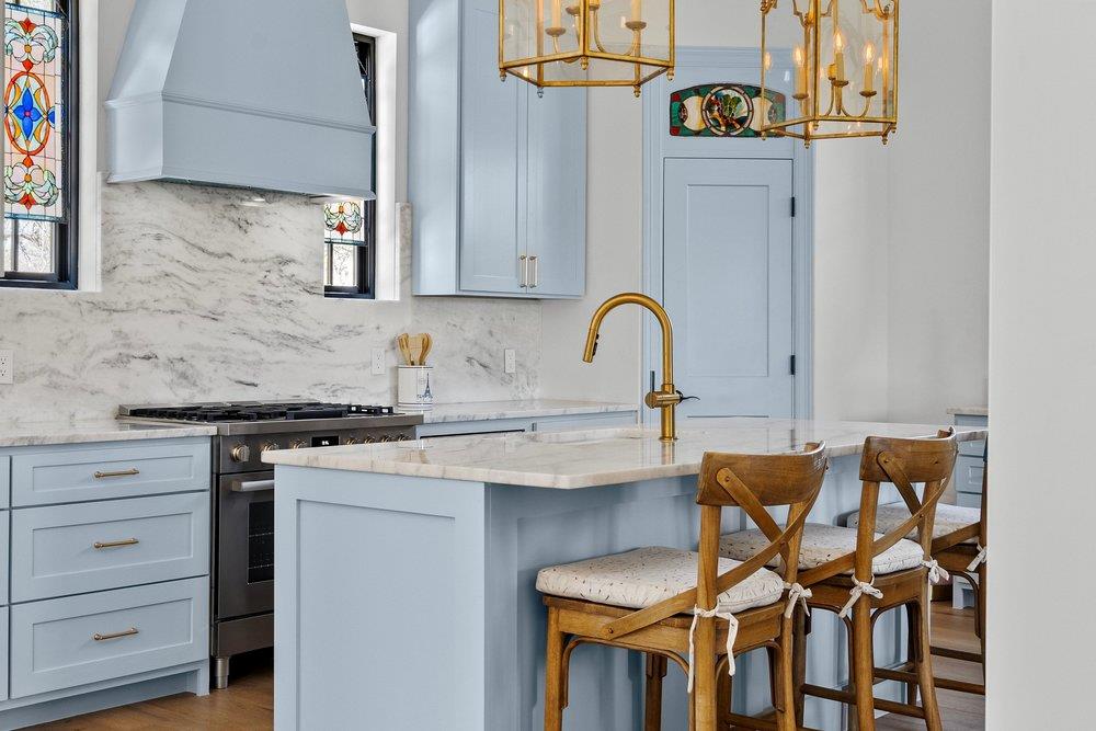 1804 S 6th St, Austin, TX 78704