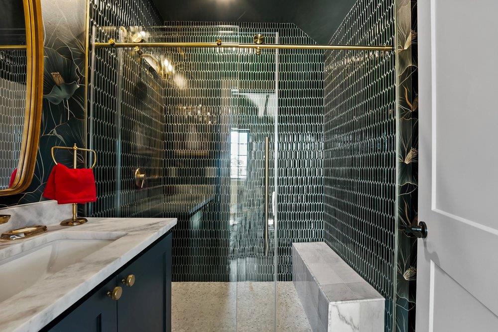 1804 S 6th St, Austin, TX 78704