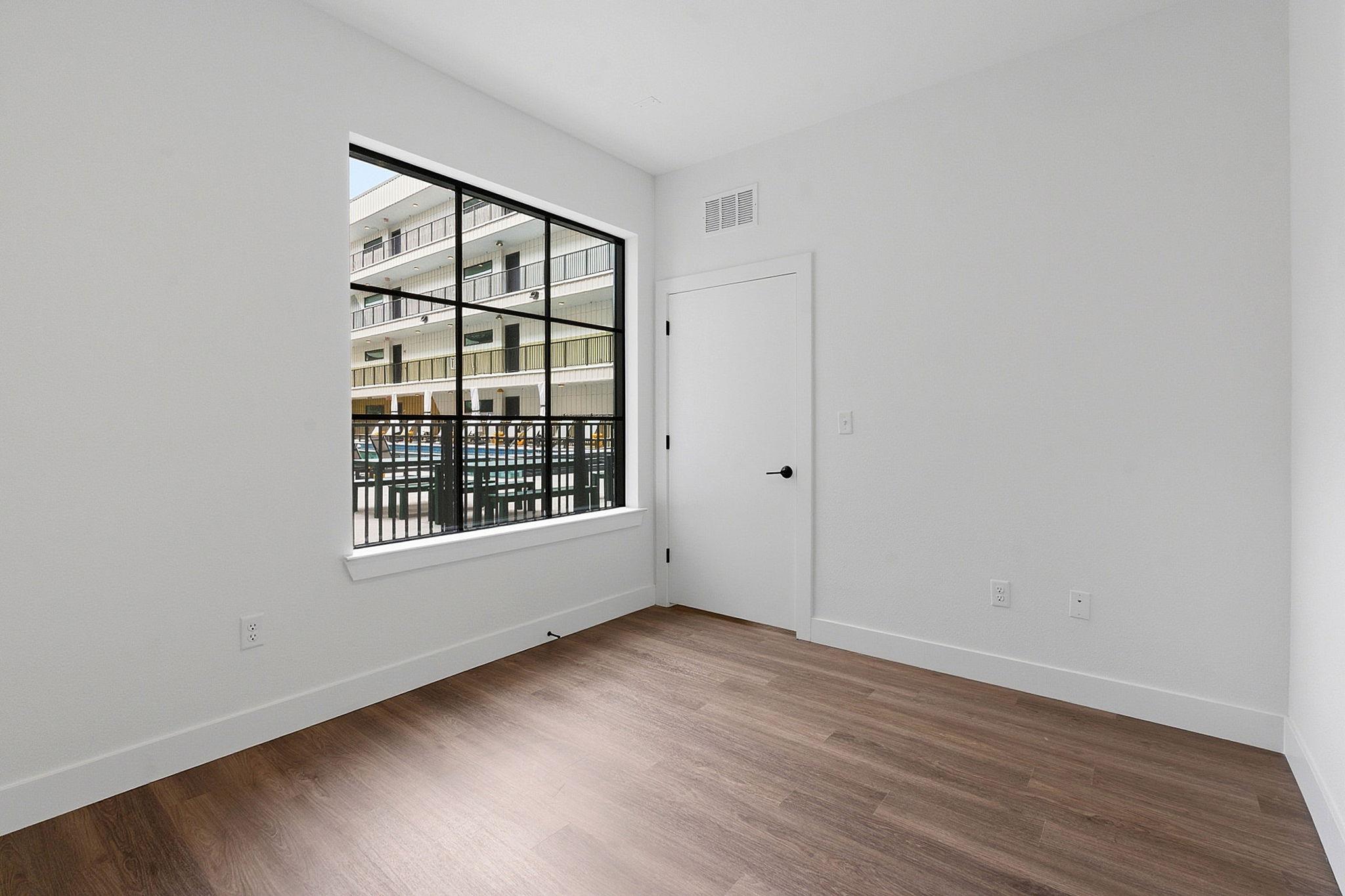 4315 S Congress Ave # 202, Austin, TX 78745