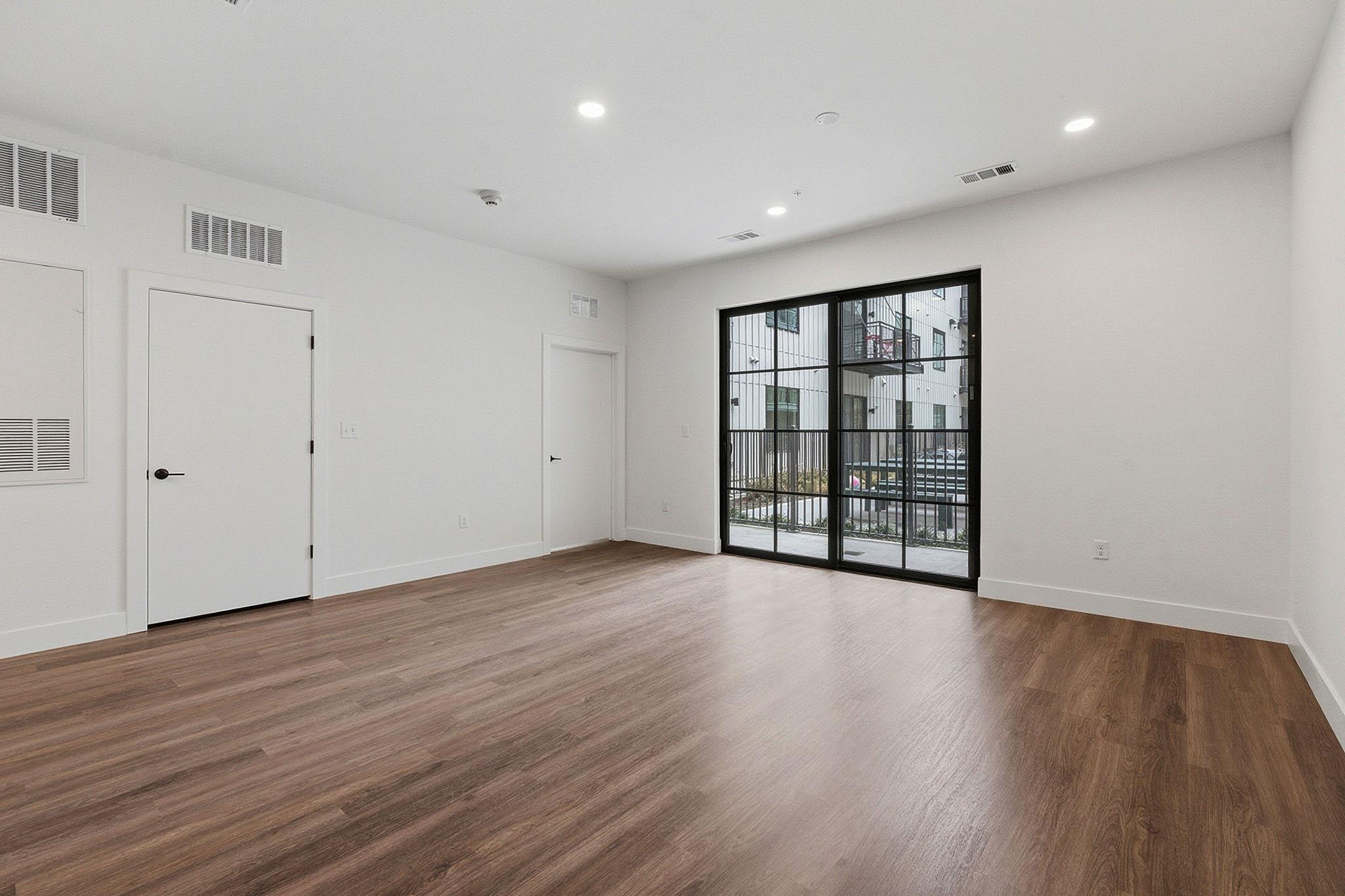 4315 S Congress Ave # 202, Austin, TX 78745