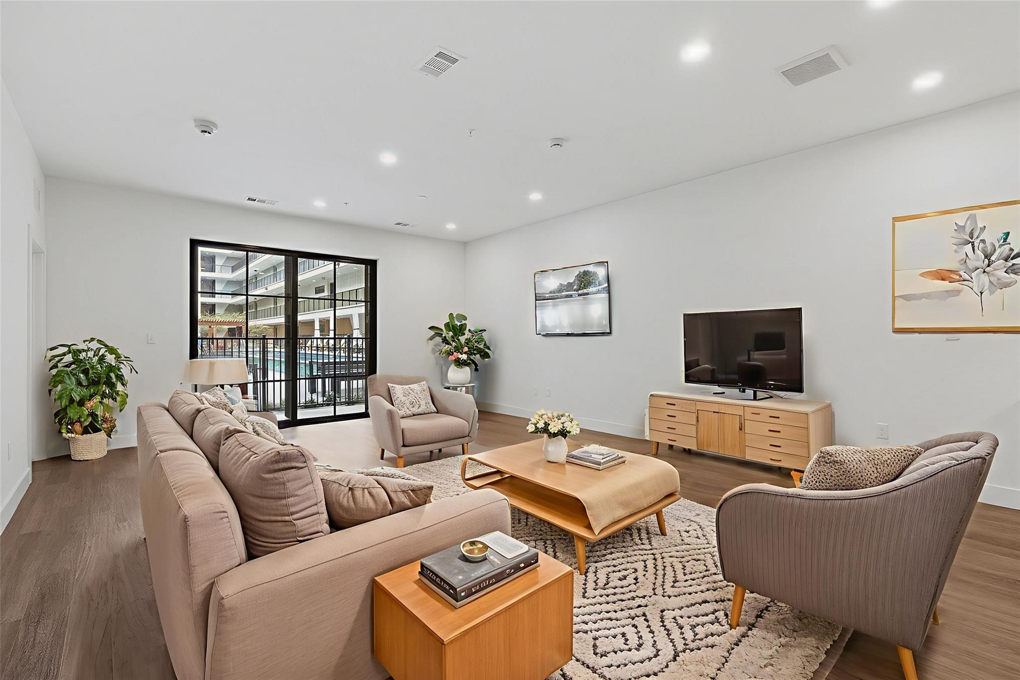 4315 S Congress Ave # 202, Austin, TX 78745