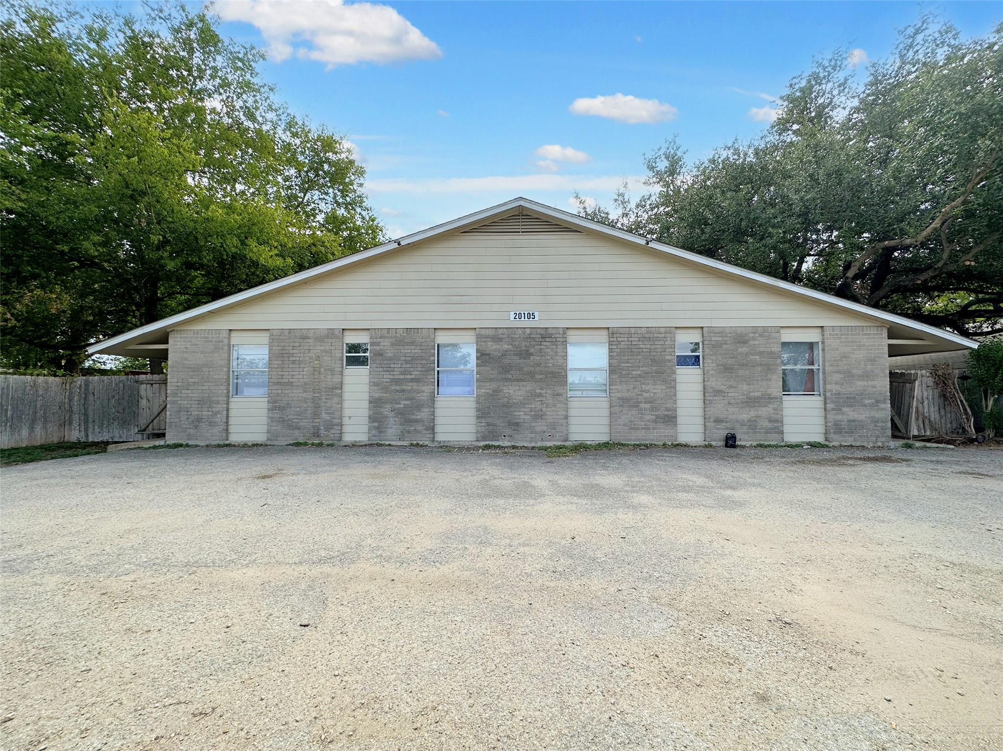 20105 San Marcos Highway # 1B, San Marcos, TX 78666