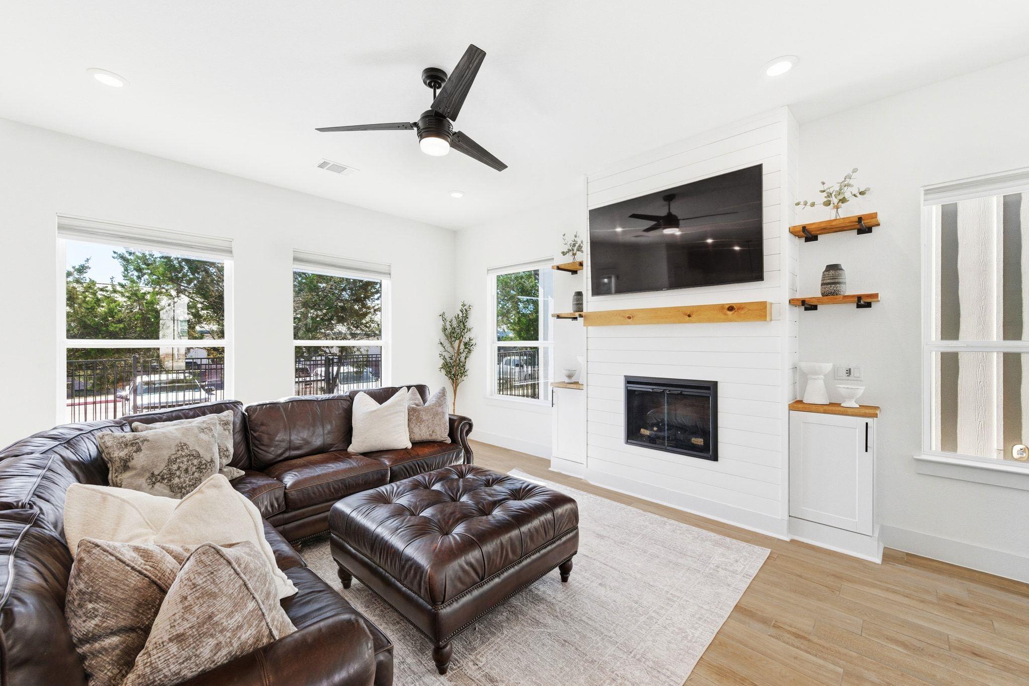 1144 Lucca Dr # 6, Dripping Springs, TX 78620