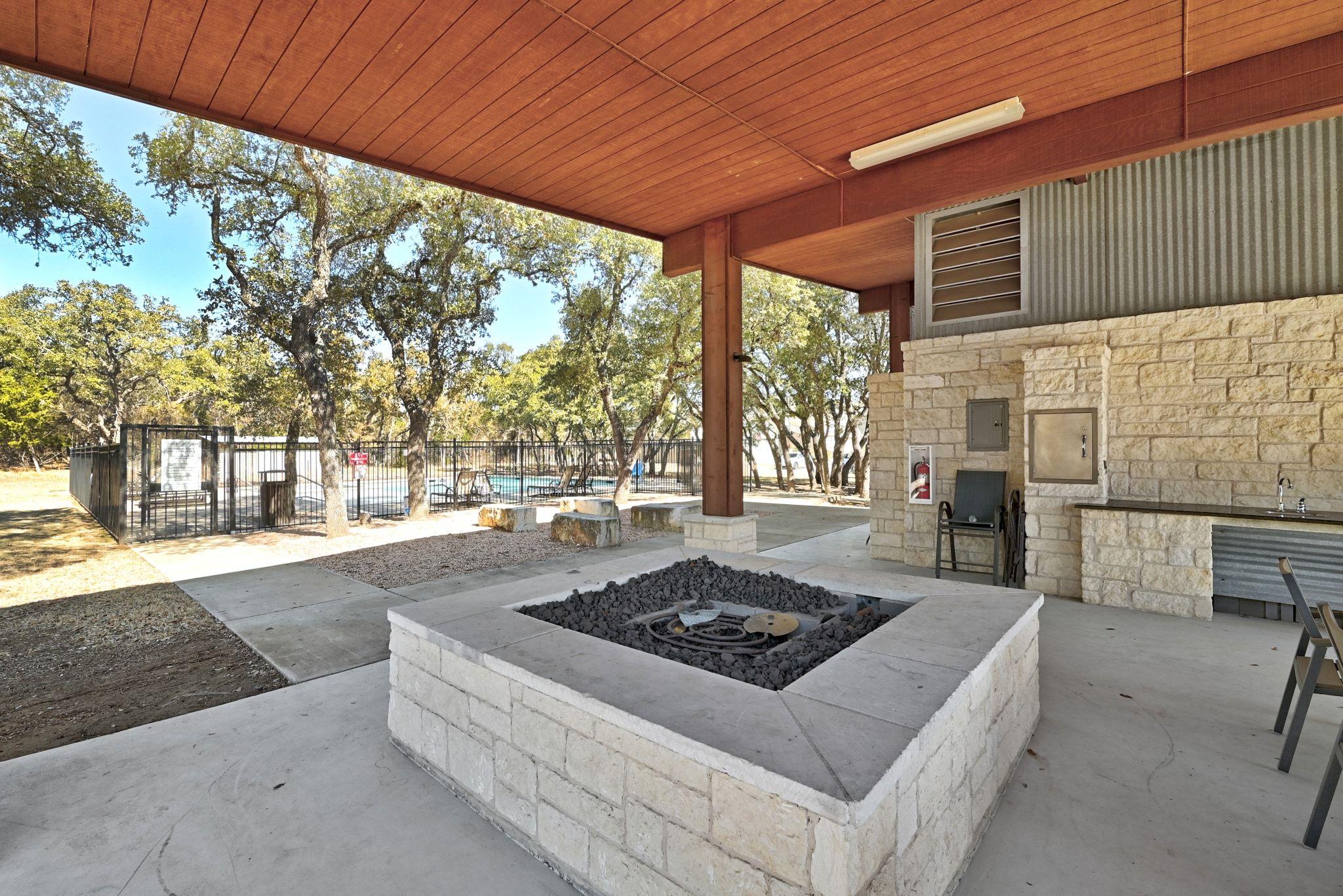 1144 Lucca Dr # 6, Dripping Springs, TX 78620