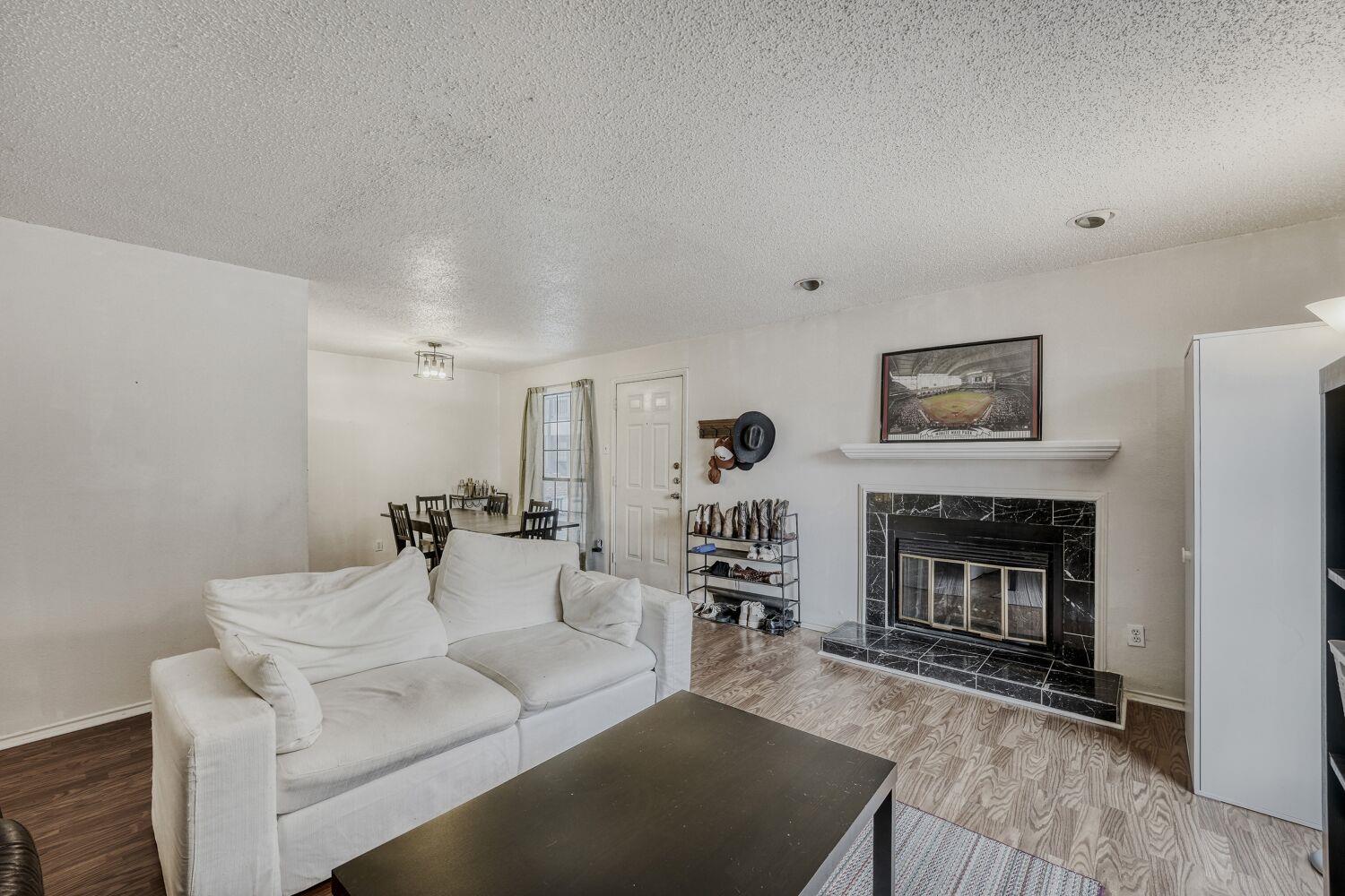 2401 Leon St # 100, Austin, TX 78705