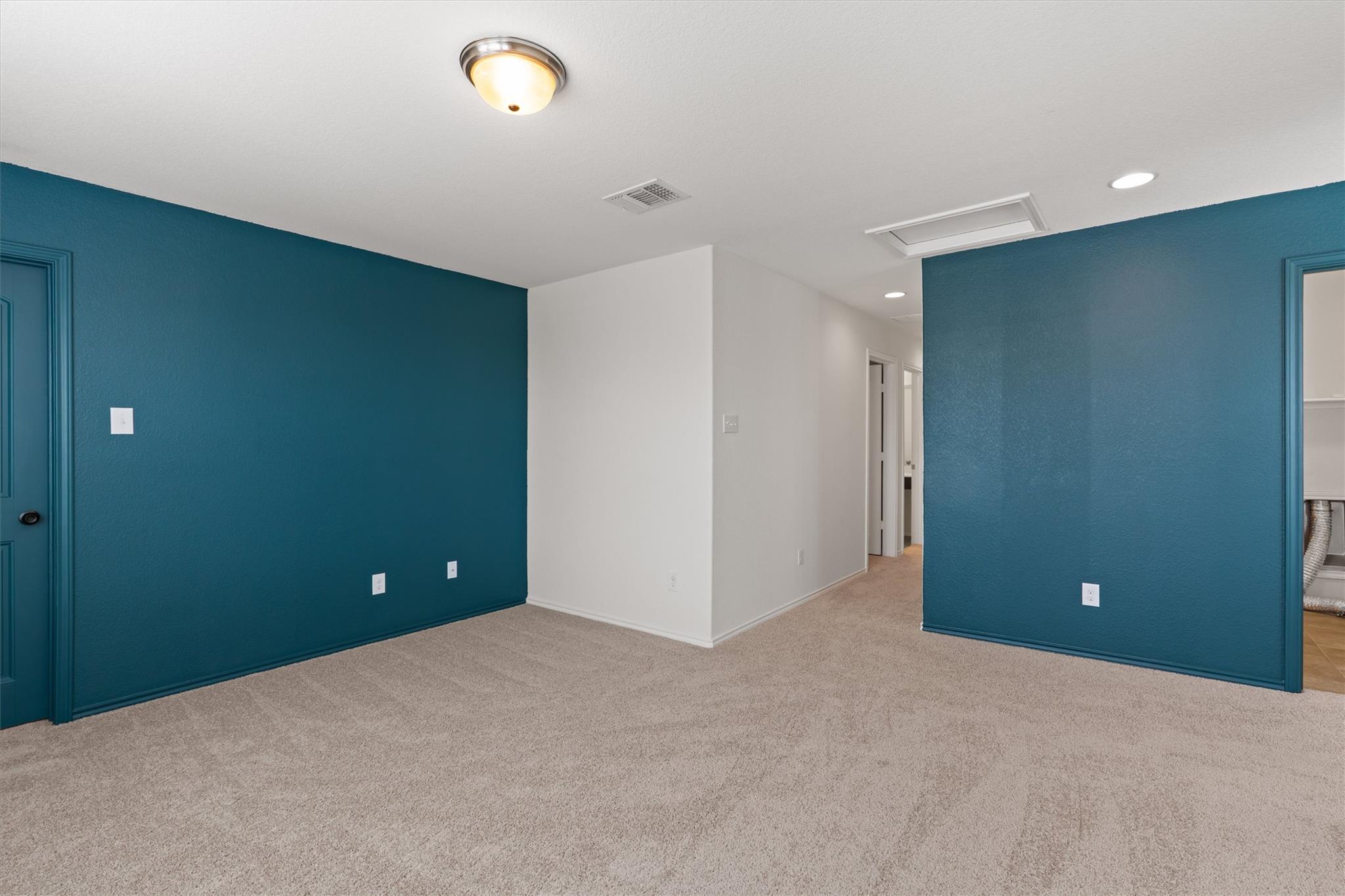 804 Water Hyacinth Loop, Leander, TX 78641