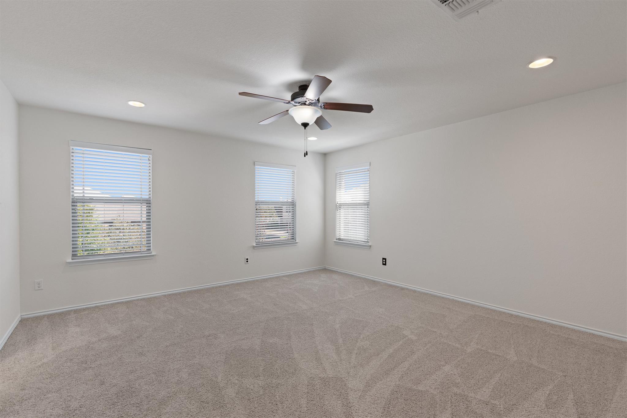 804 Water Hyacinth Loop, Leander, TX 78641