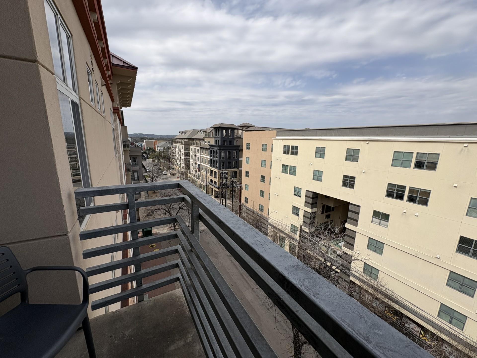 711 W 26th St # 700, Austin, TX 78705