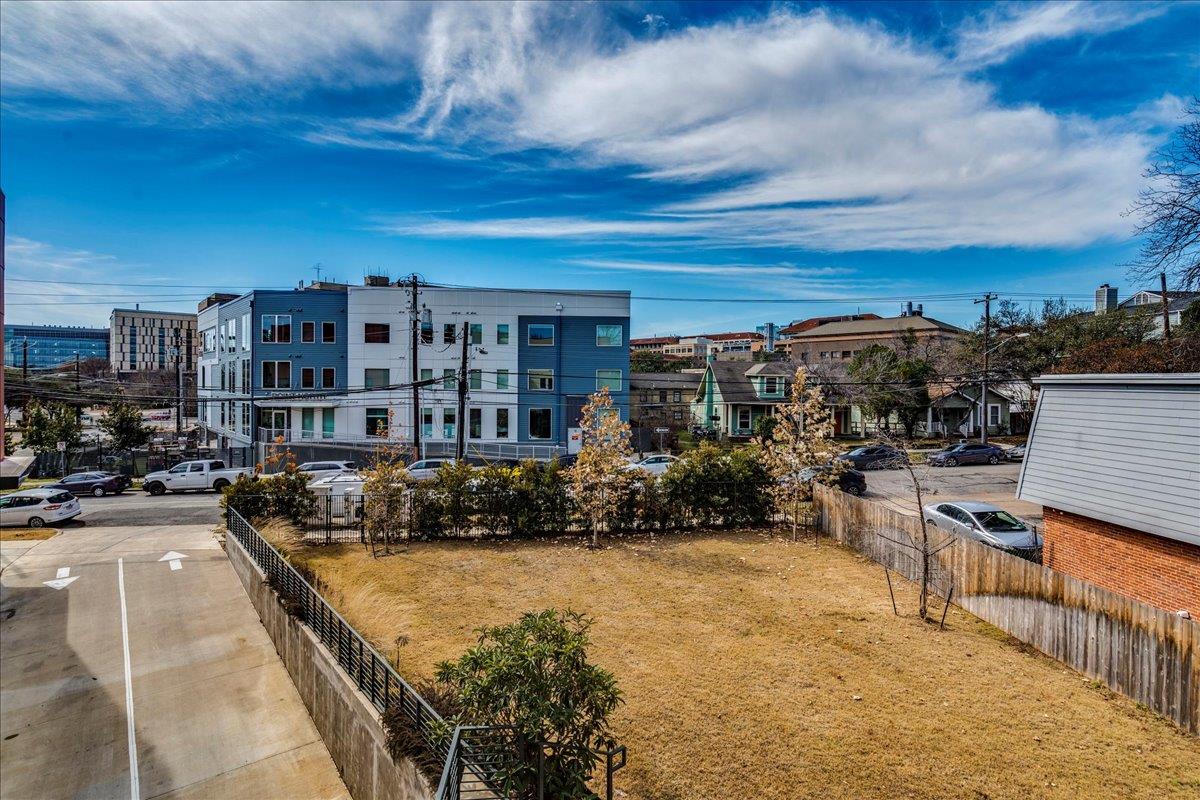 3000 Duval St # 102, Austin, TX 78705