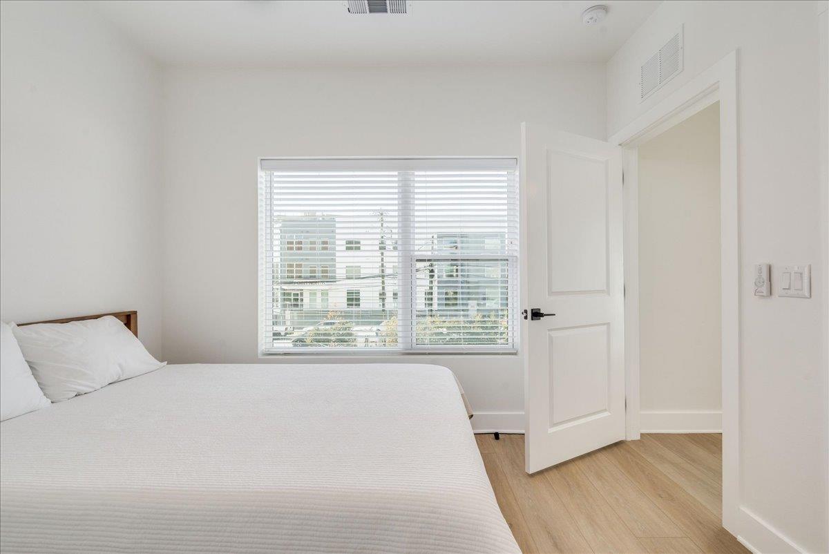 3000 Duval St # 102, Austin, TX 78705