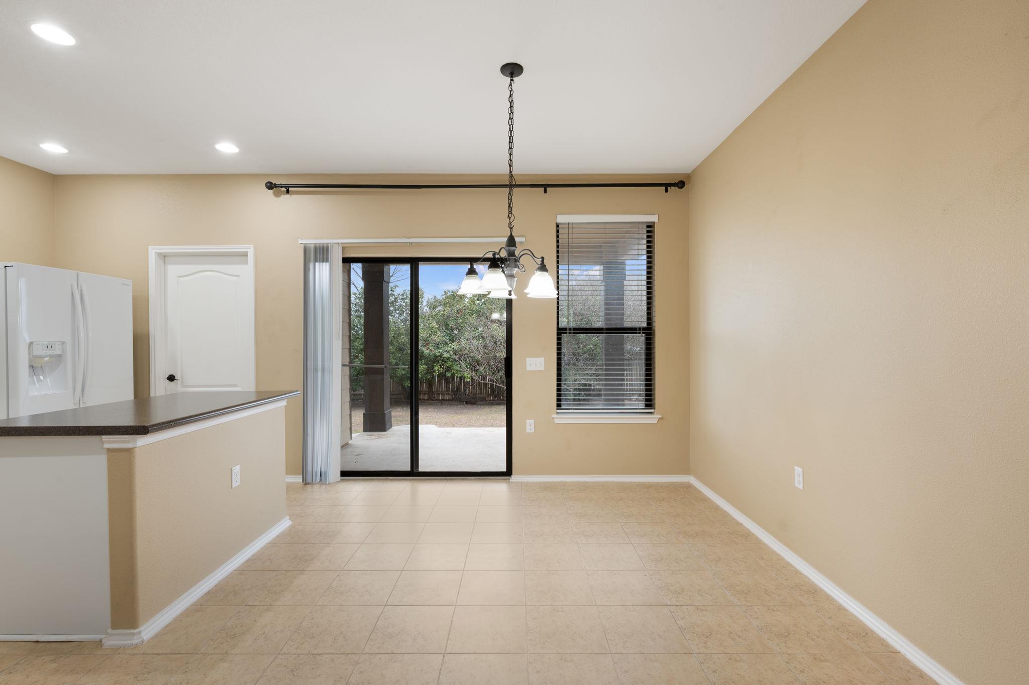 5521 Alomar Cv, Del Valle, TX 78617