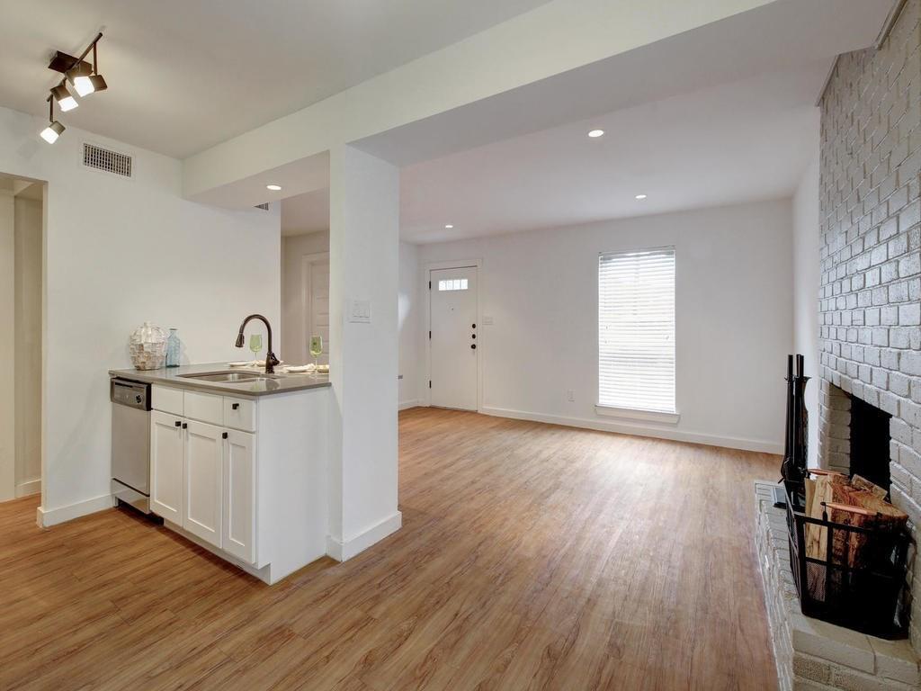 3500 Alpine Cir # 1, Austin, TX 78704